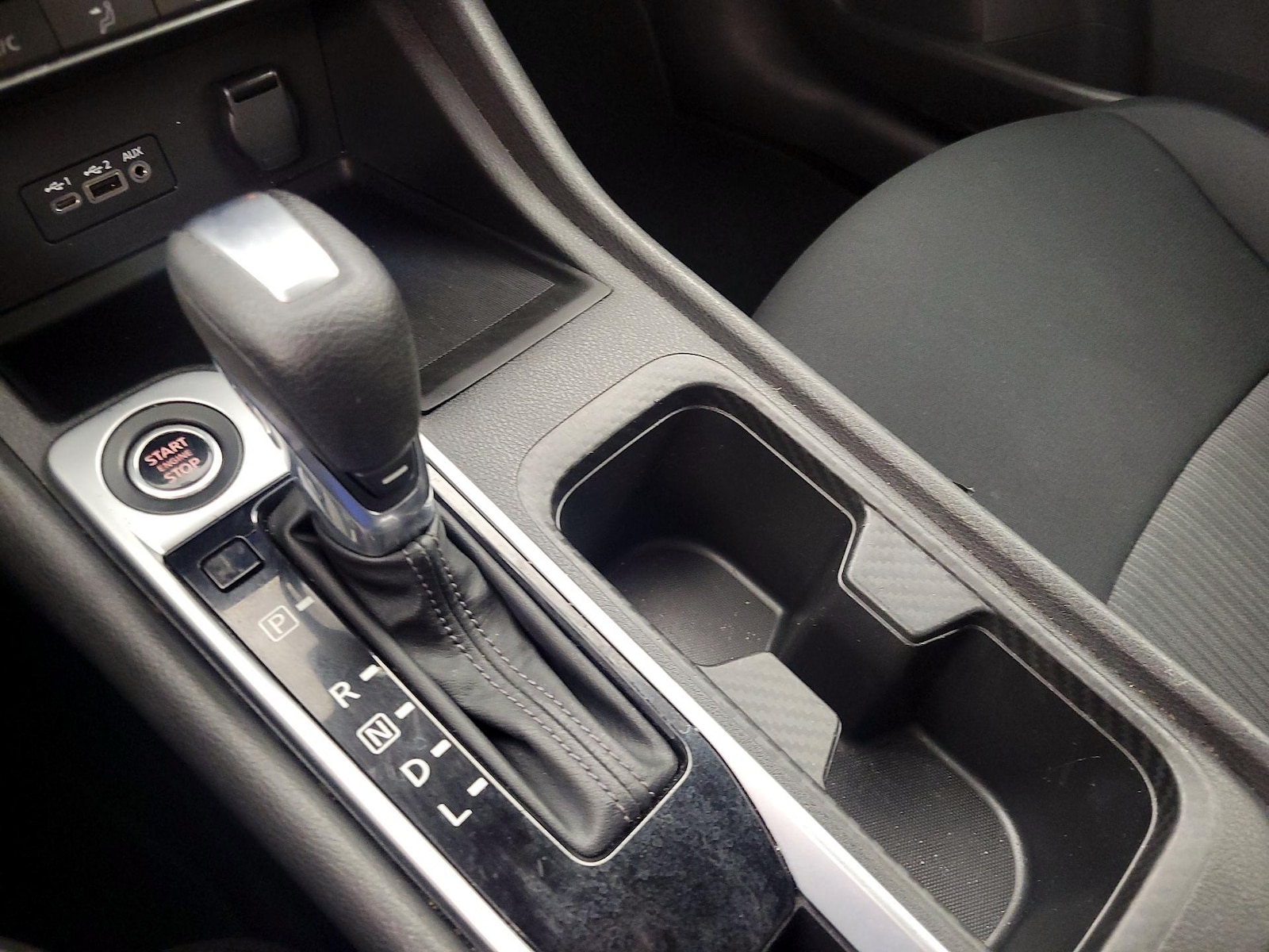 2022 Nissan Sentra SV - Photo 18