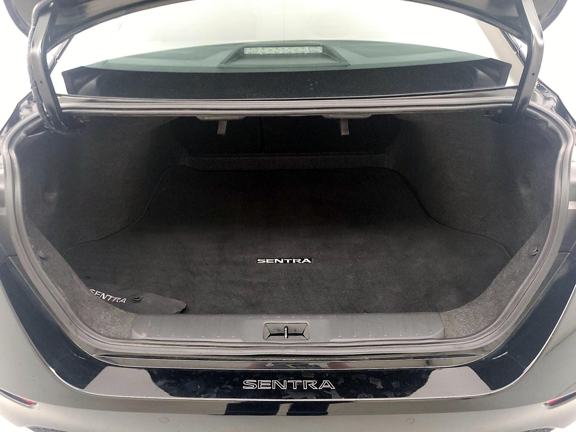 Thumbnail: 2022 Nissan Sentra - 20
