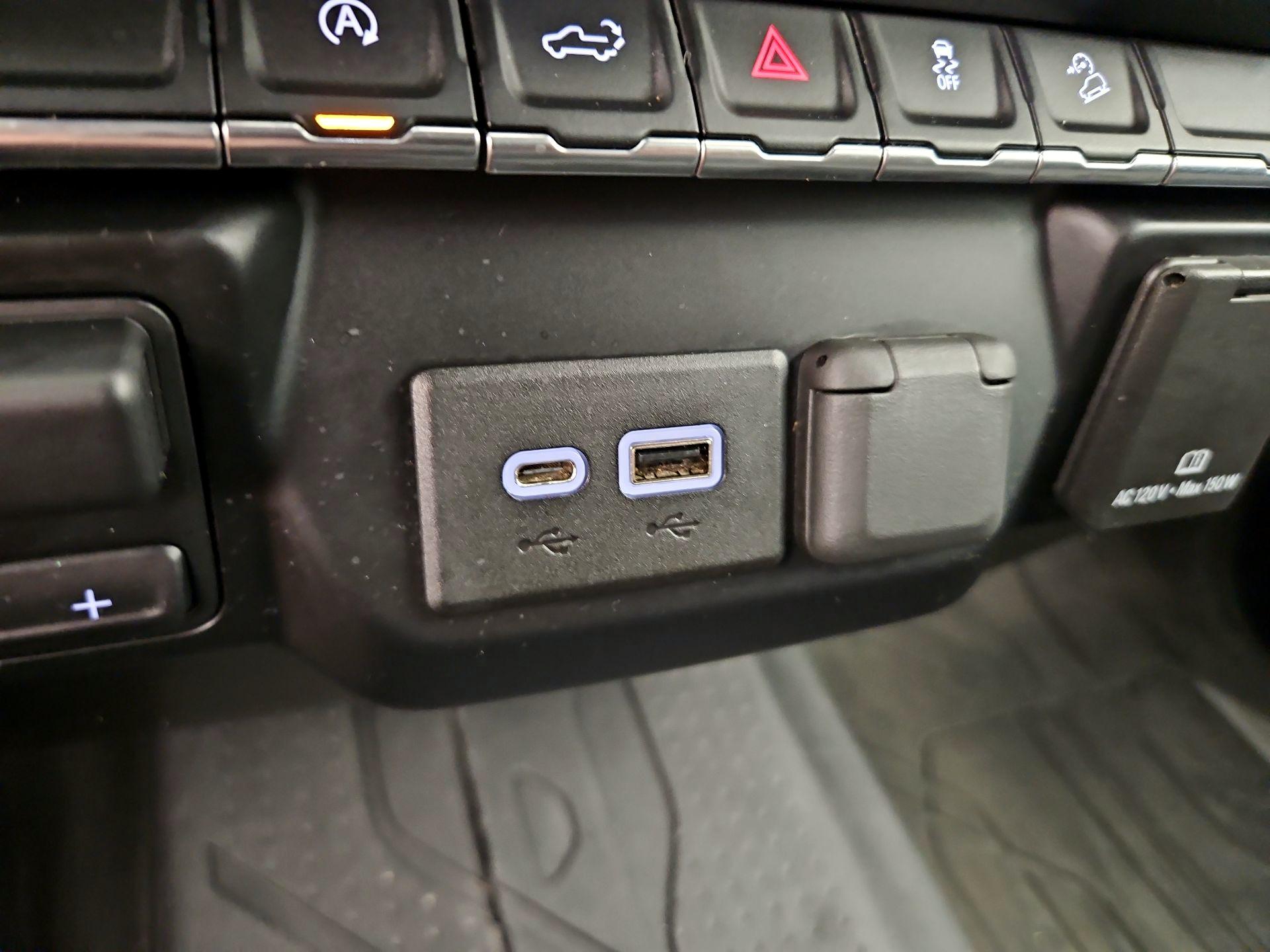 Thumbnail: 2019 Chevrolet Silverado 1500 - 18