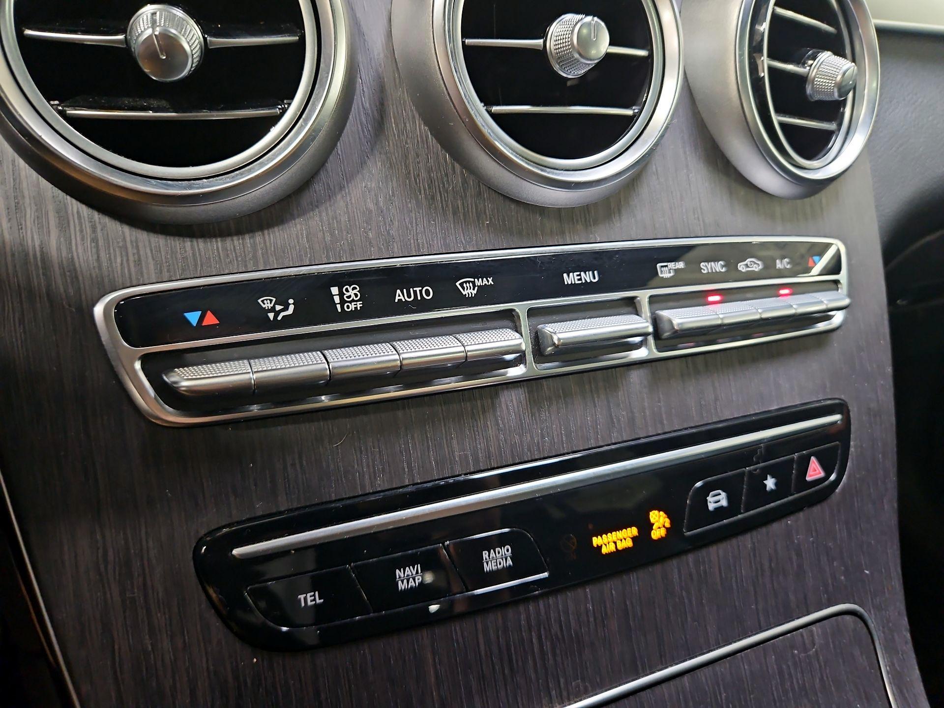 Thumbnail: 2020 Mercedes-Benz GLC - 16