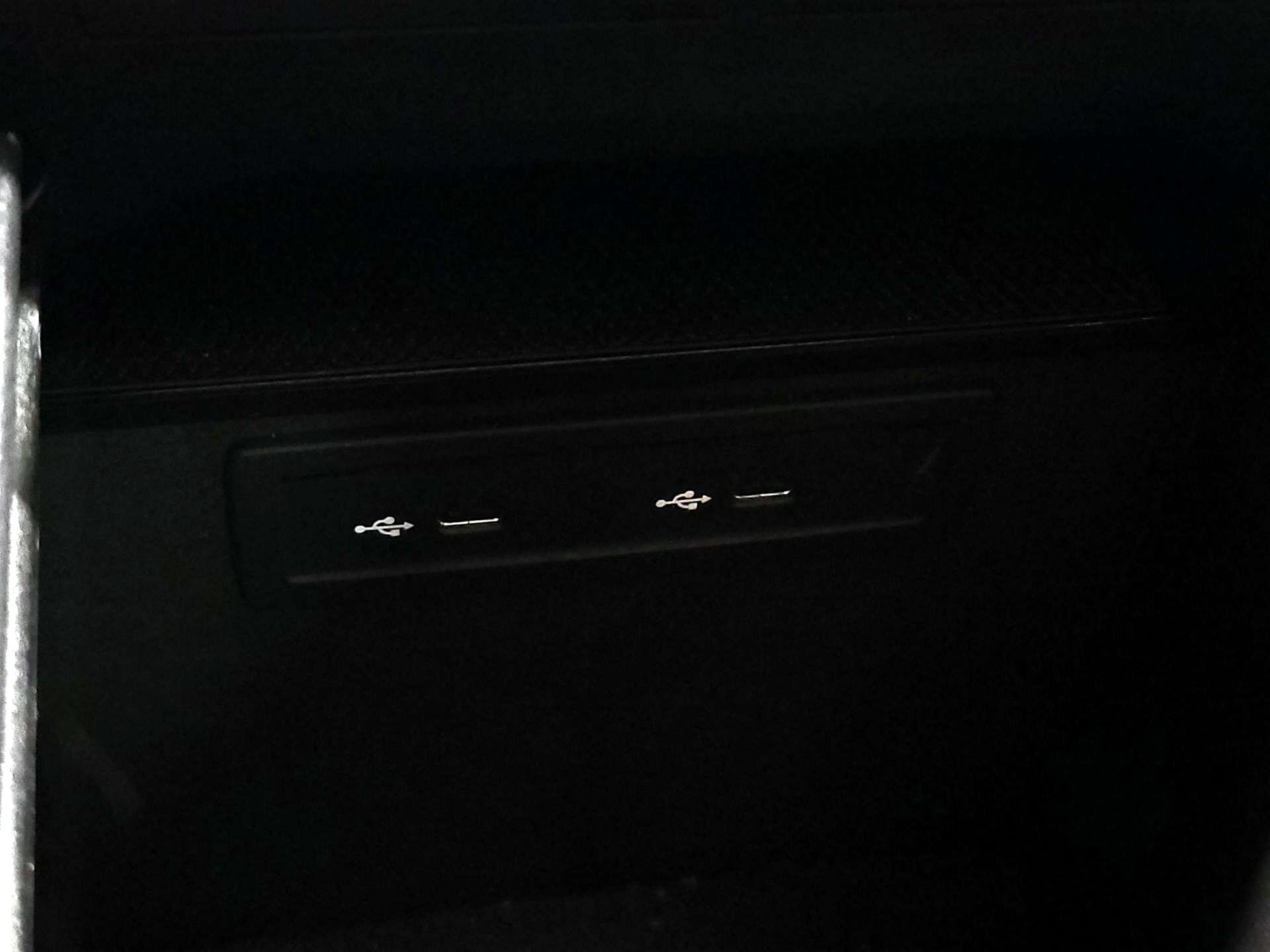 Thumbnail: 2020 Mercedes-Benz GLC - 18