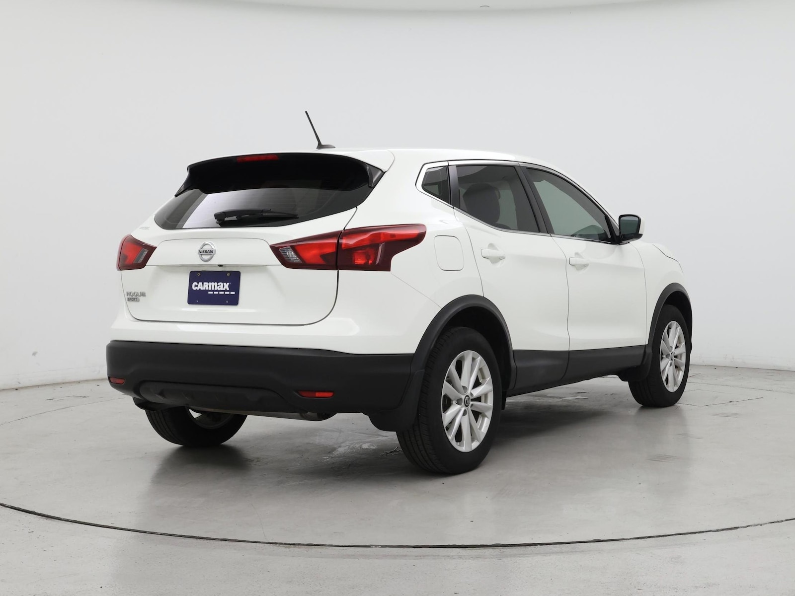 2019 Nissan Rogue Sport S - Photo 9