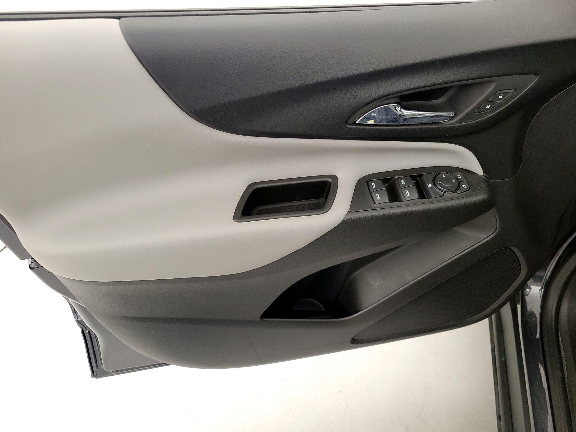 Thumbnail: 2022 Chevrolet Equinox - 12