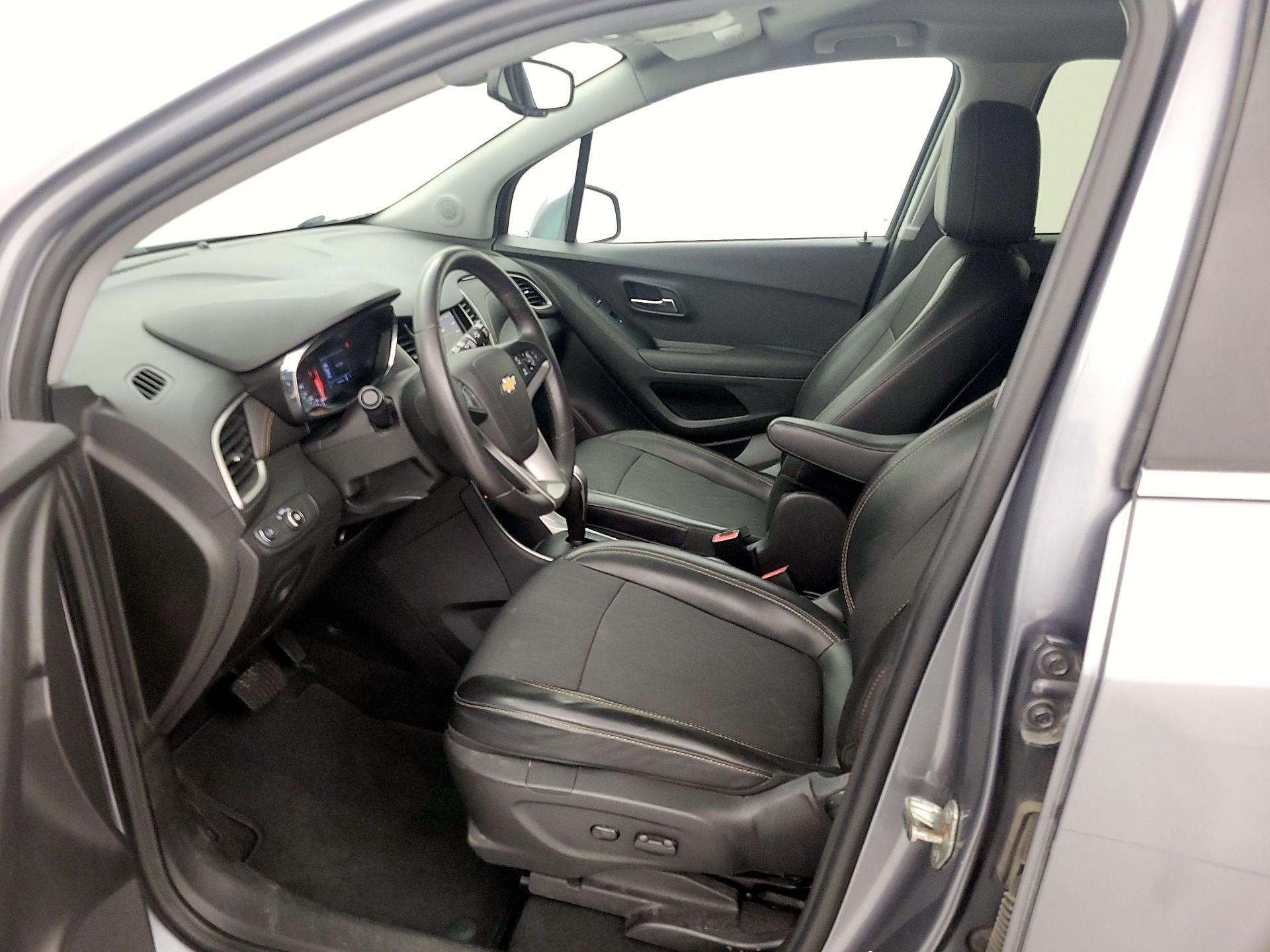 Thumbnail: 2020 Chevrolet Trax - 11