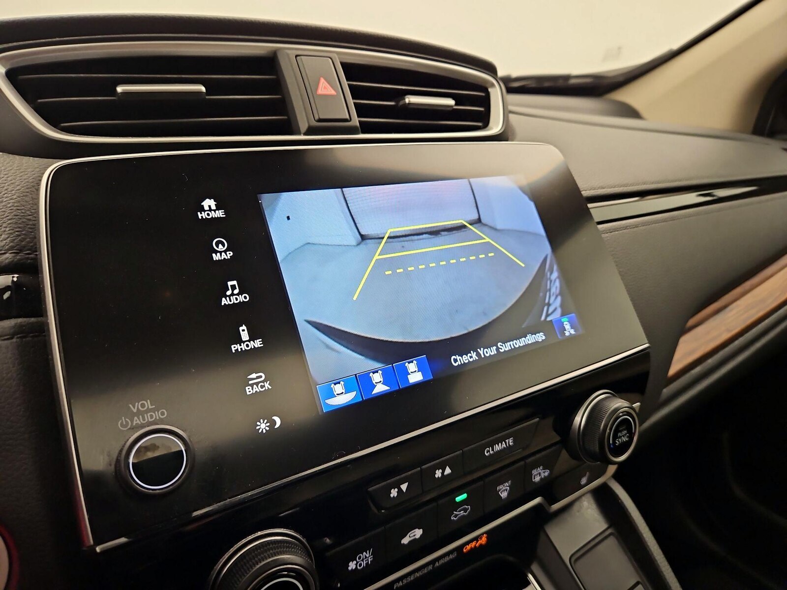 2018 Honda CR-V Touring - Photo 16