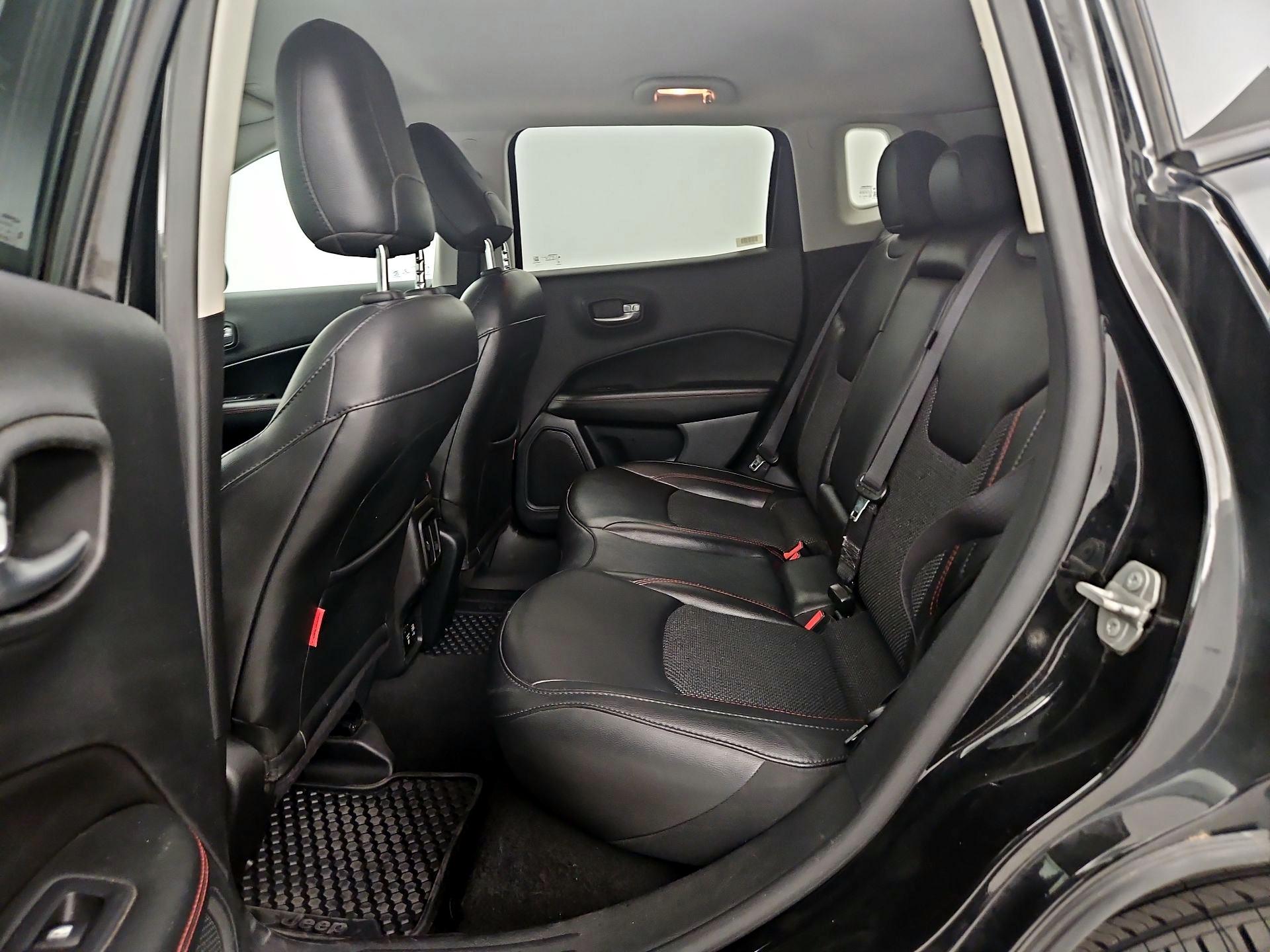Thumbnail: 2020 Jeep Compass - 20