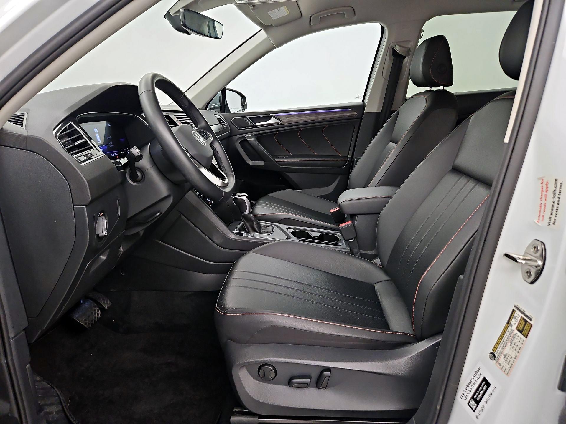 Thumbnail: 2024 Volkswagen Tiguan - 11