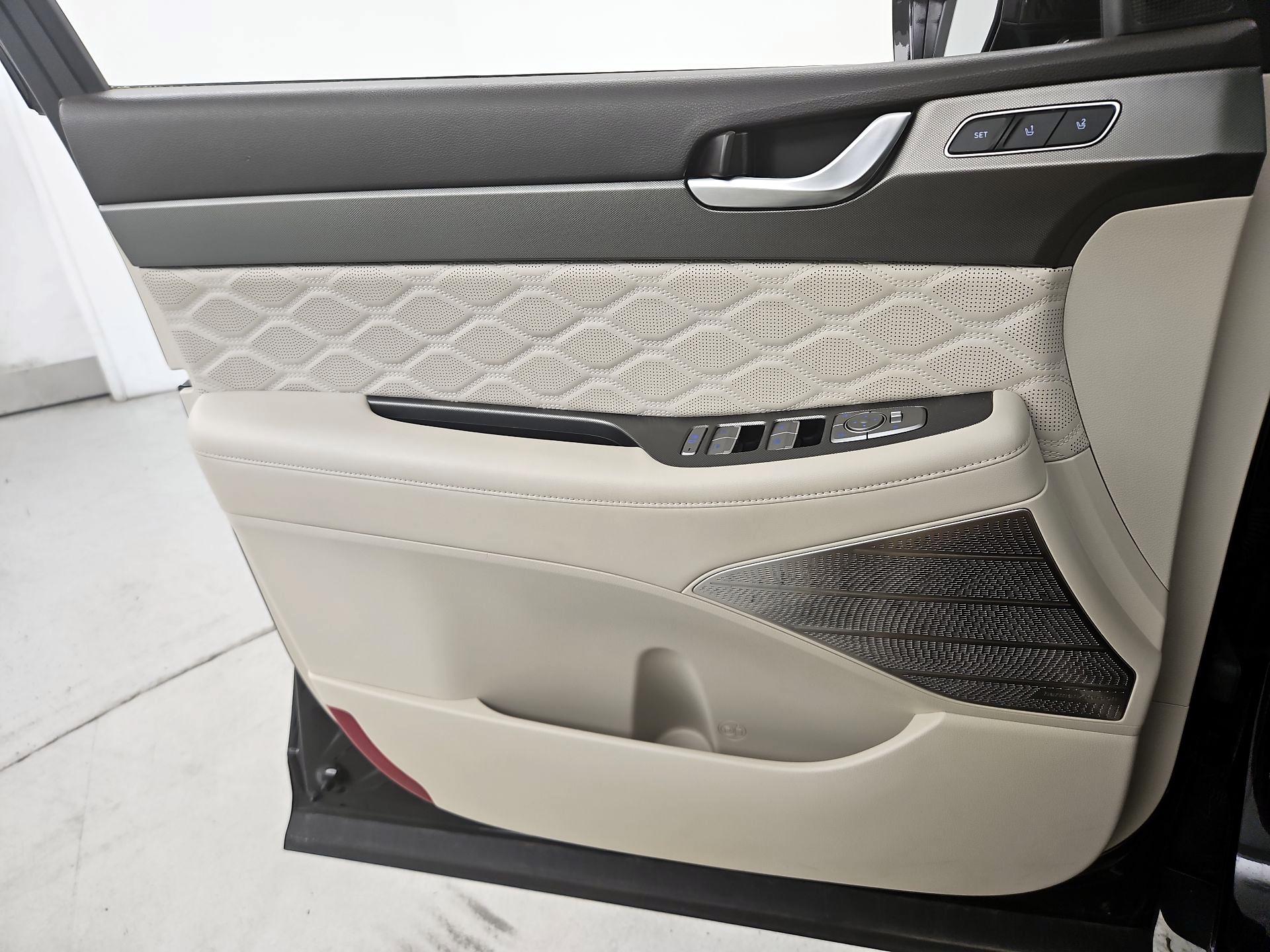 Thumbnail: 2020 Hyundai Palisade - 12