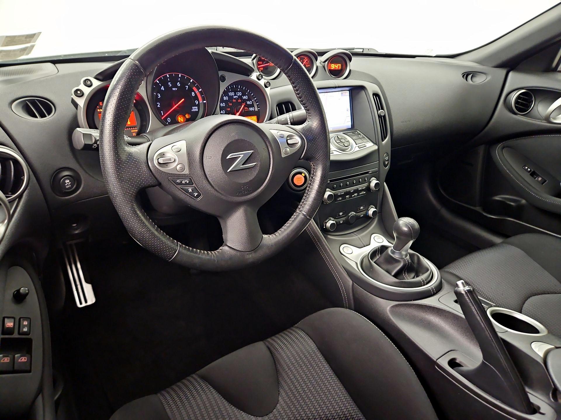 Thumbnail: 2016 Nissan Z - 9