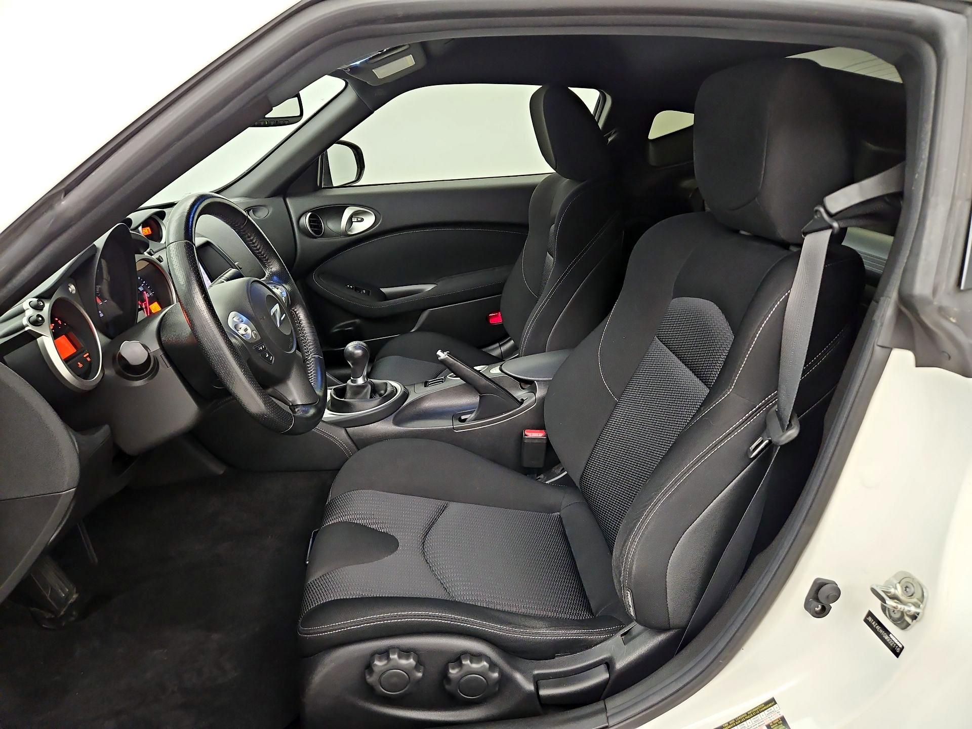 Thumbnail: 2016 Nissan Z - 11