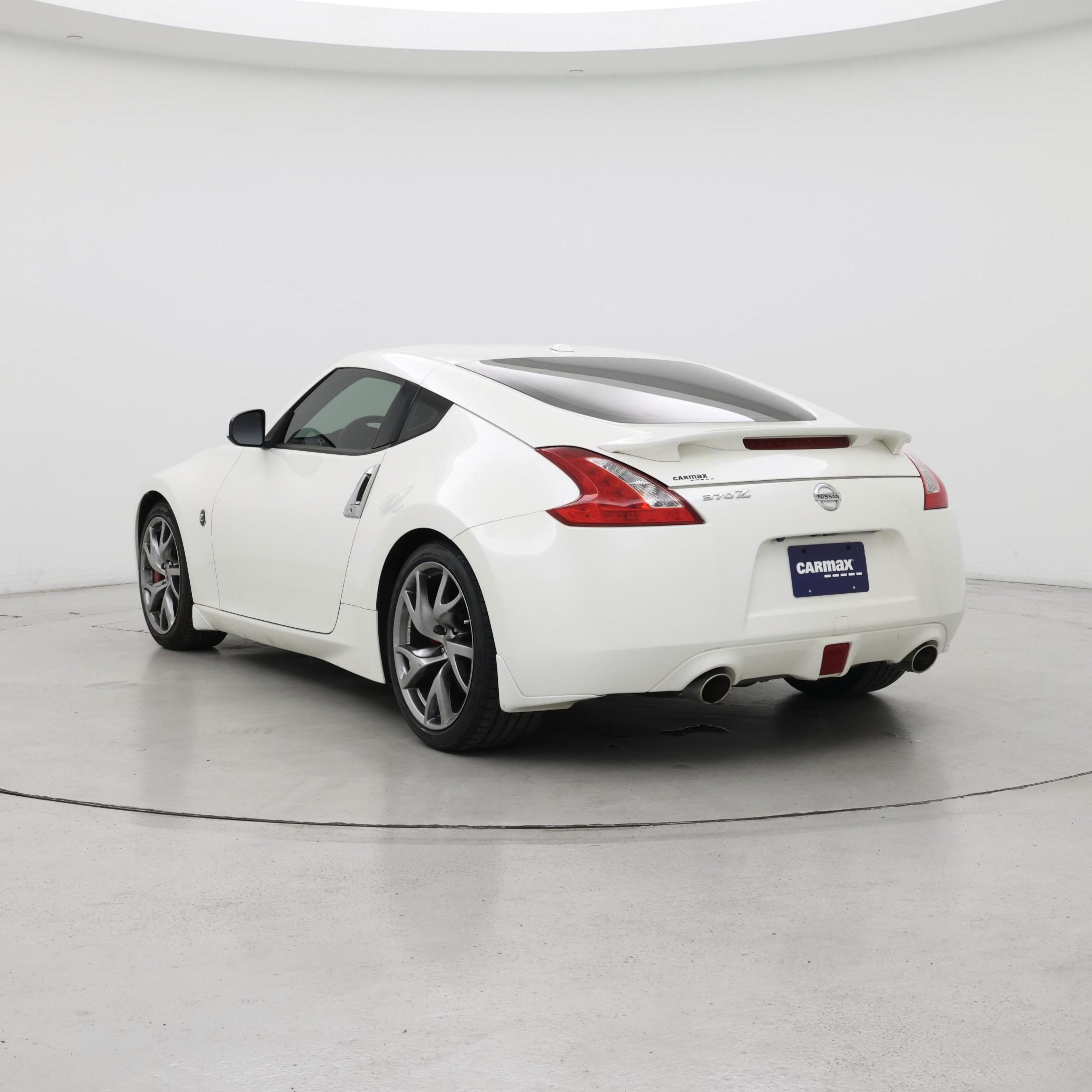 Thumbnail: 2016 Nissan Z - 2