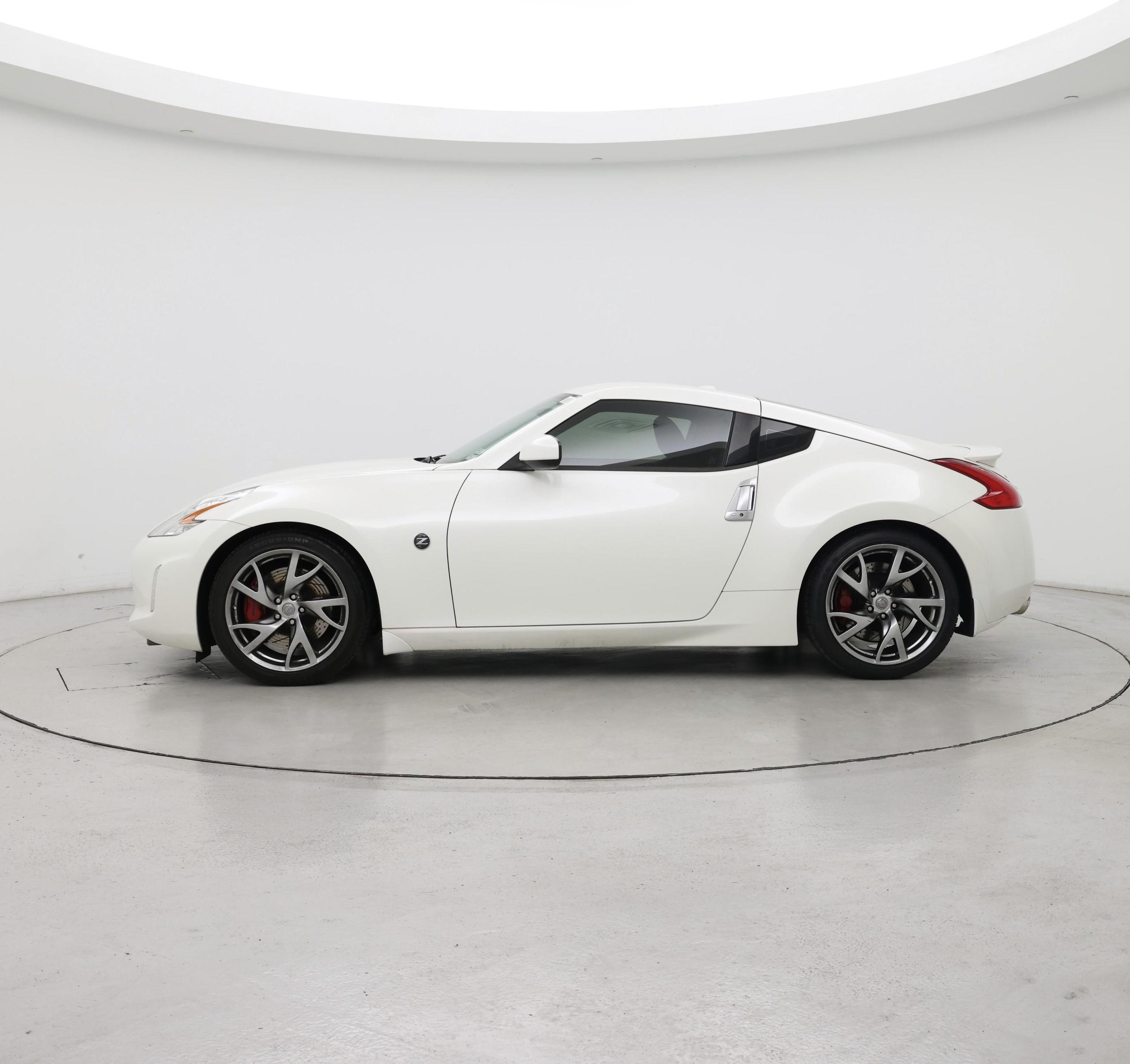 Thumbnail: 2016 Nissan Z - 3