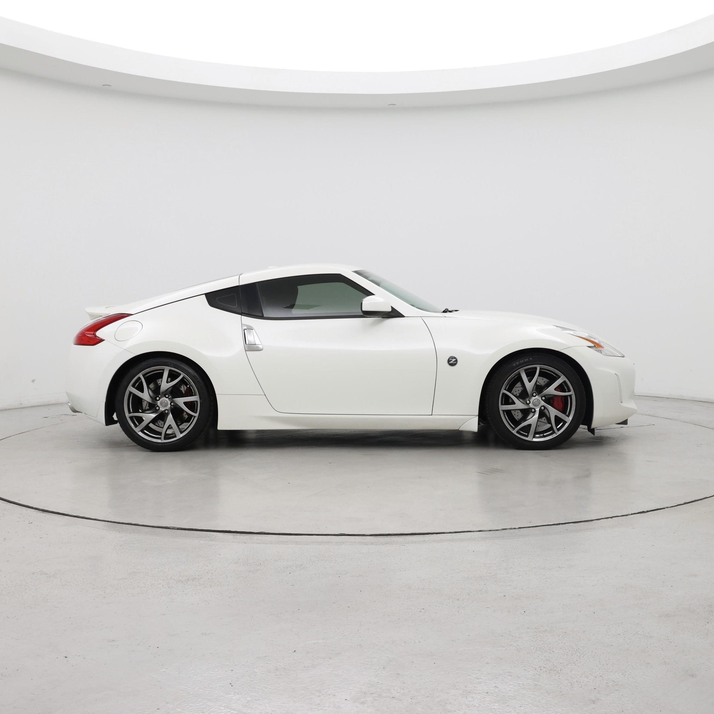 Thumbnail: 2016 Nissan Z - 7