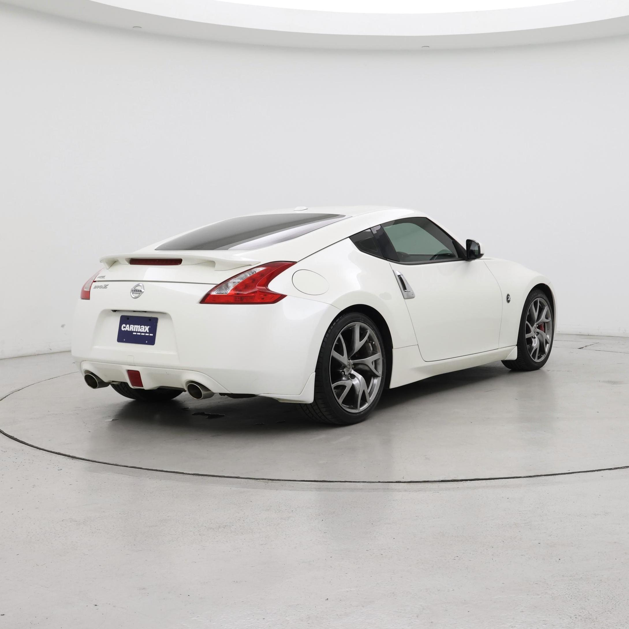 Thumbnail: 2016 Nissan Z - 8
