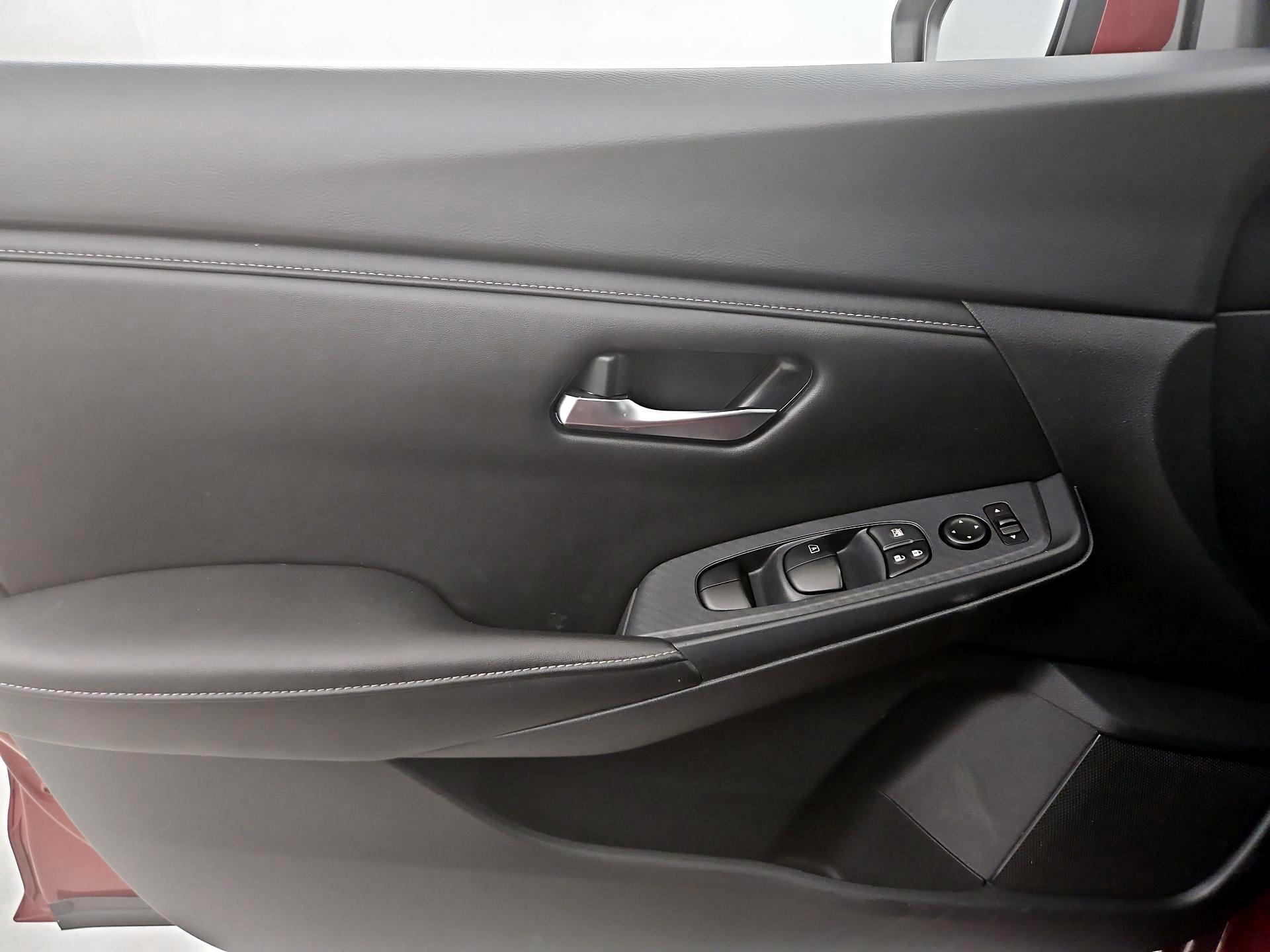 Thumbnail: 2023 Nissan Sentra - 12