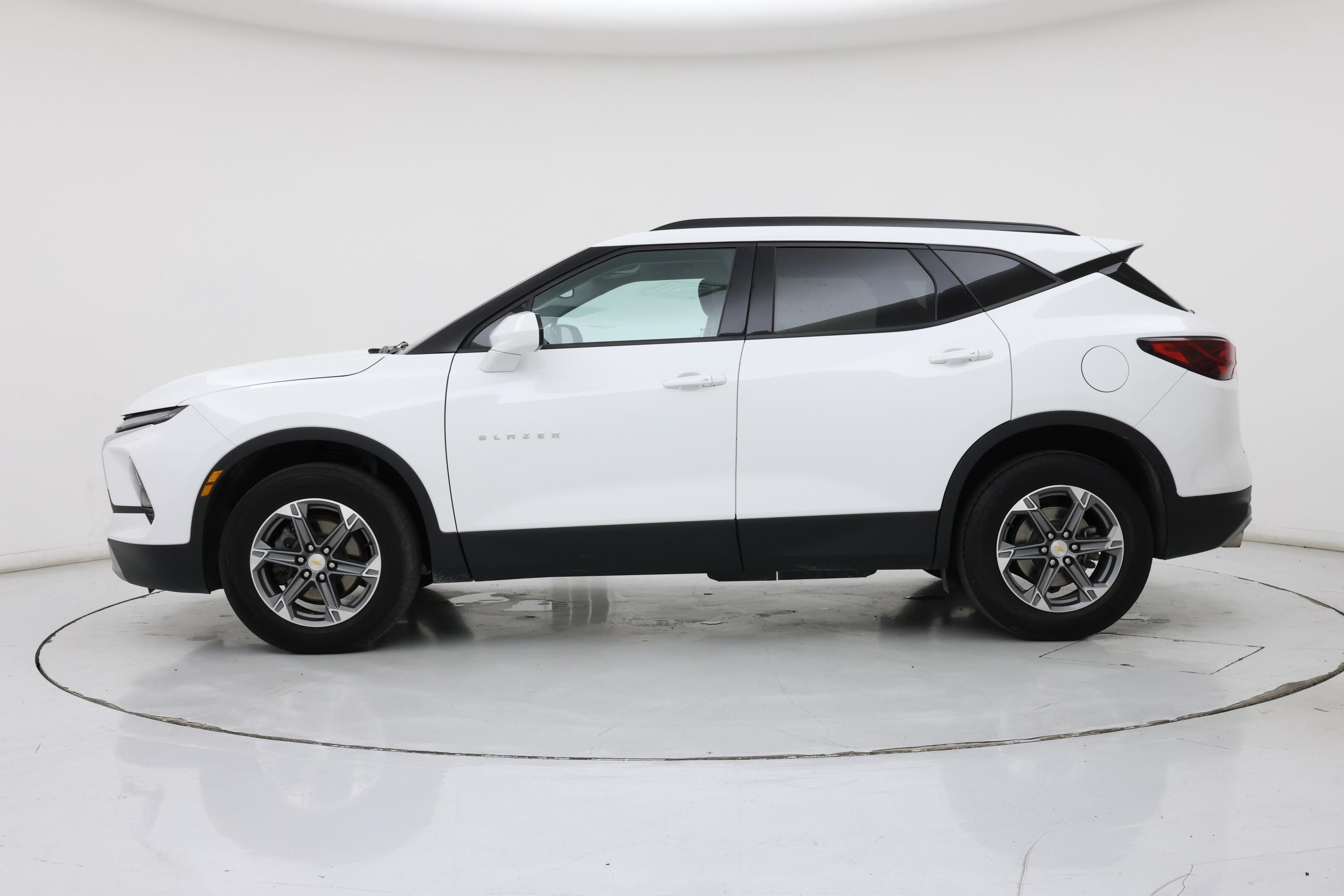 Thumbnail: 2024 Chevrolet Blazer - 3