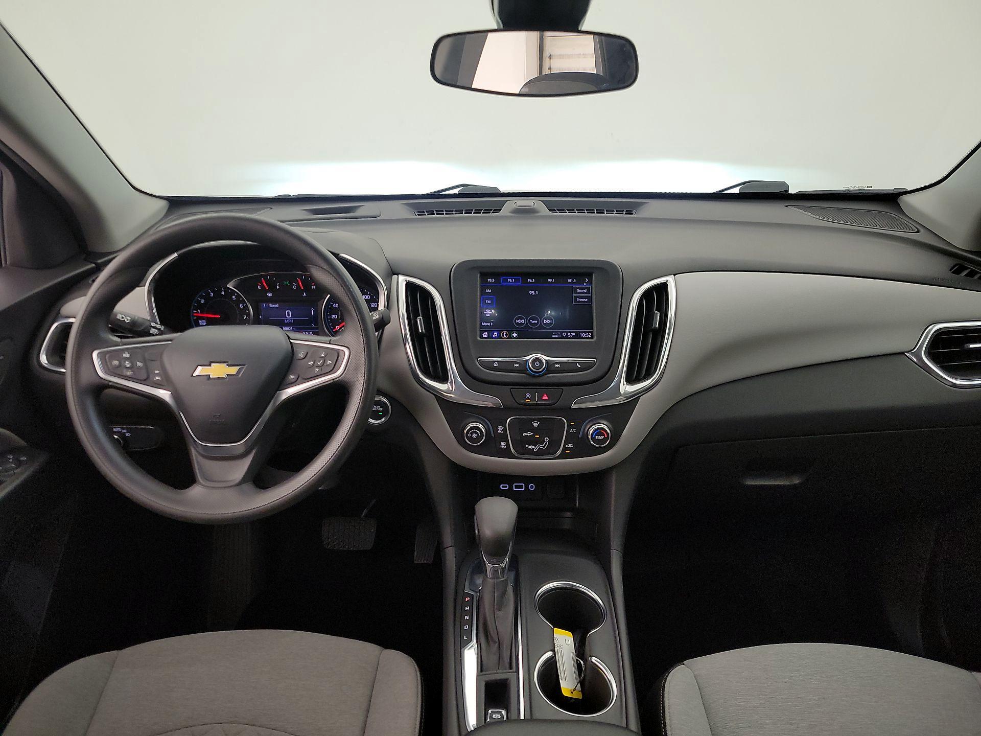 Thumbnail: 2022 Chevrolet Equinox - 9