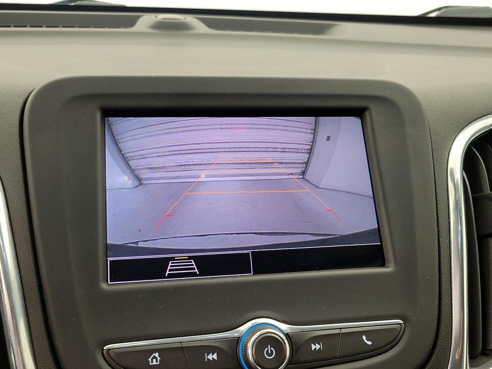2022 Chevrolet Equinox LS - Photo 15