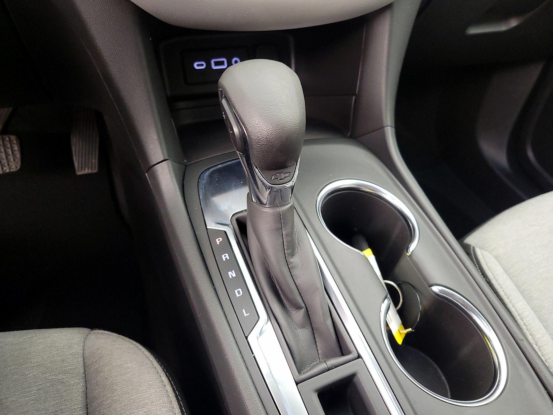 Thumbnail: 2022 Chevrolet Equinox - 17