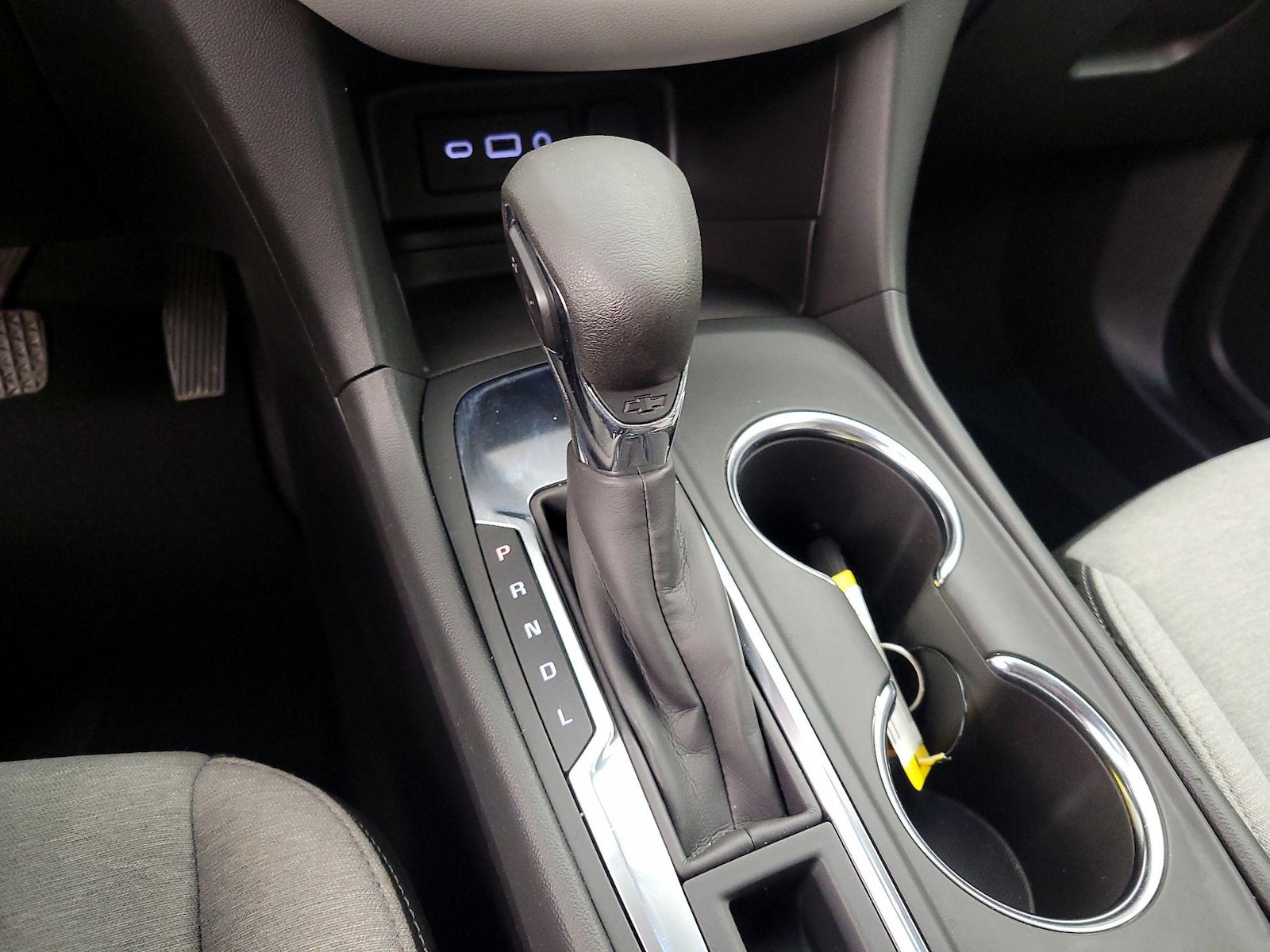 2022 Chevrolet Equinox LS - Photo 18