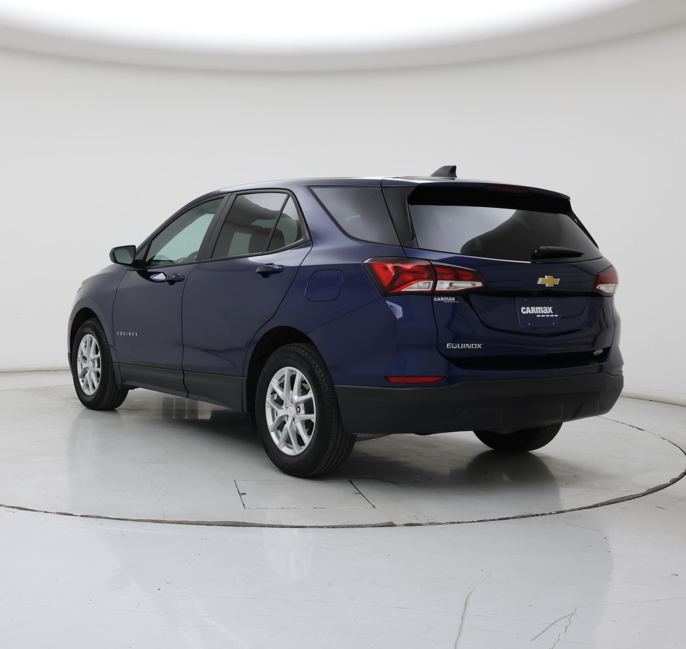 Thumbnail: 2022 Chevrolet Equinox - 2