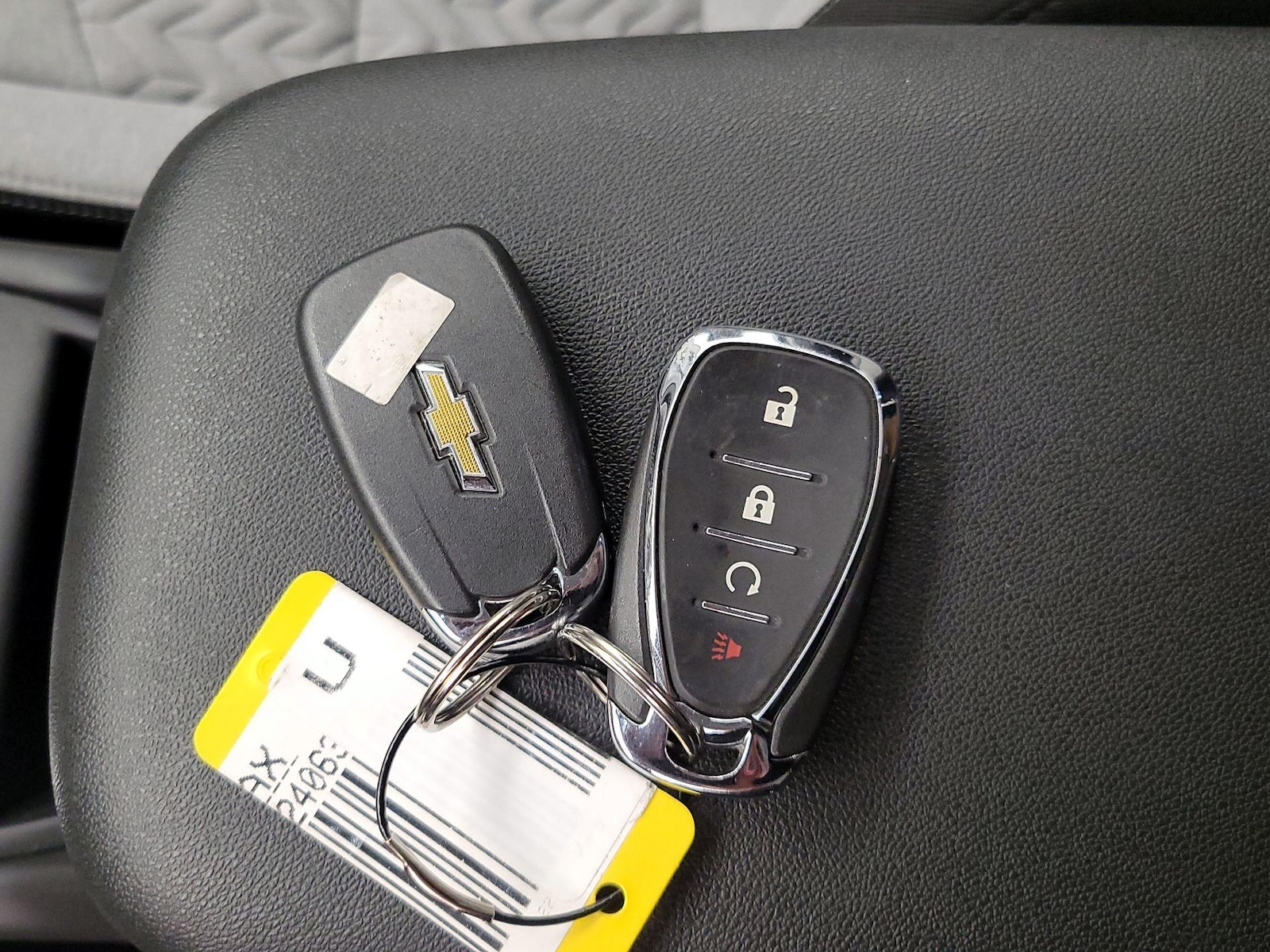 2022 Chevrolet Equinox LS - Photo 23