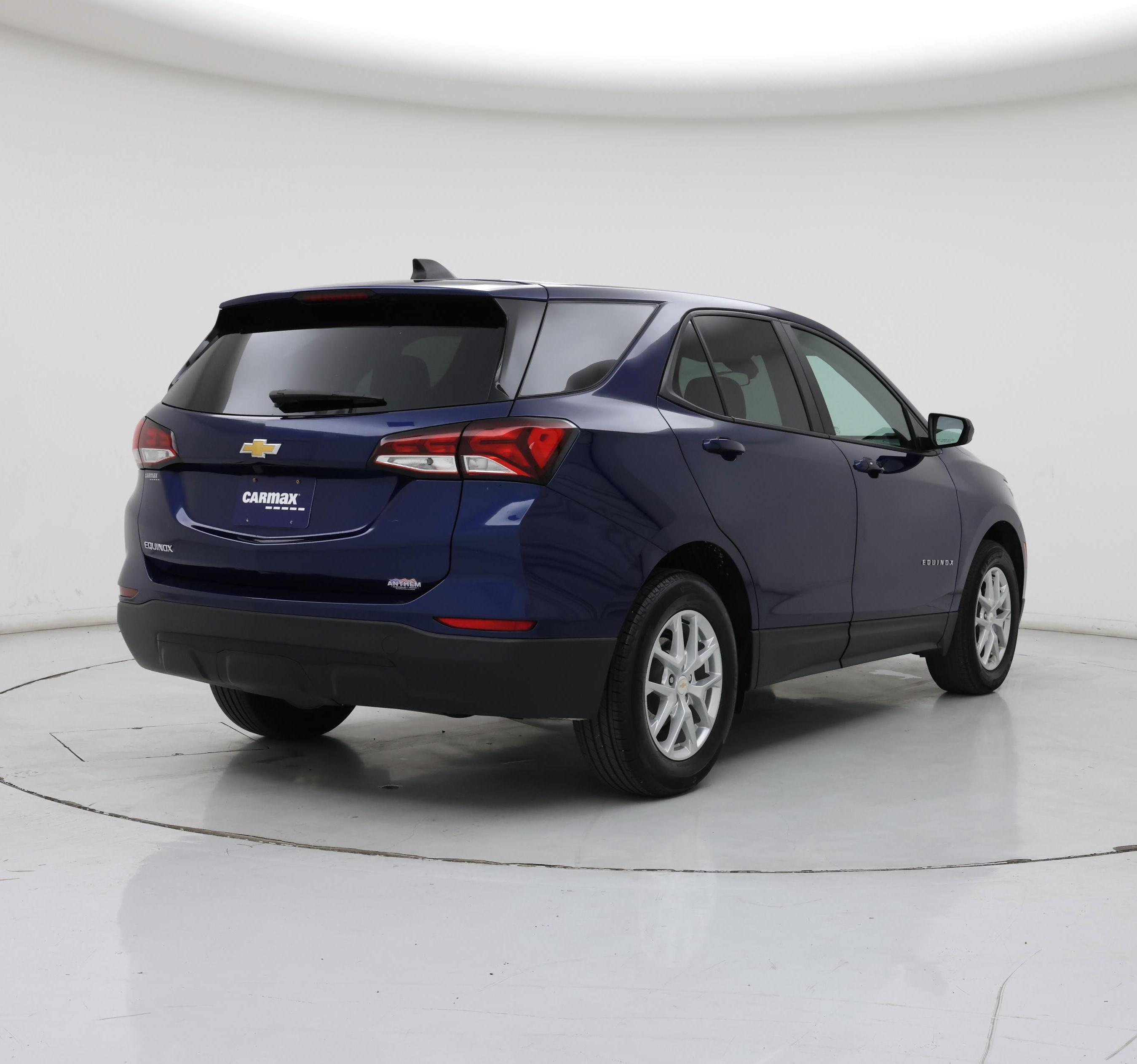 Thumbnail: 2022 Chevrolet Equinox - 8