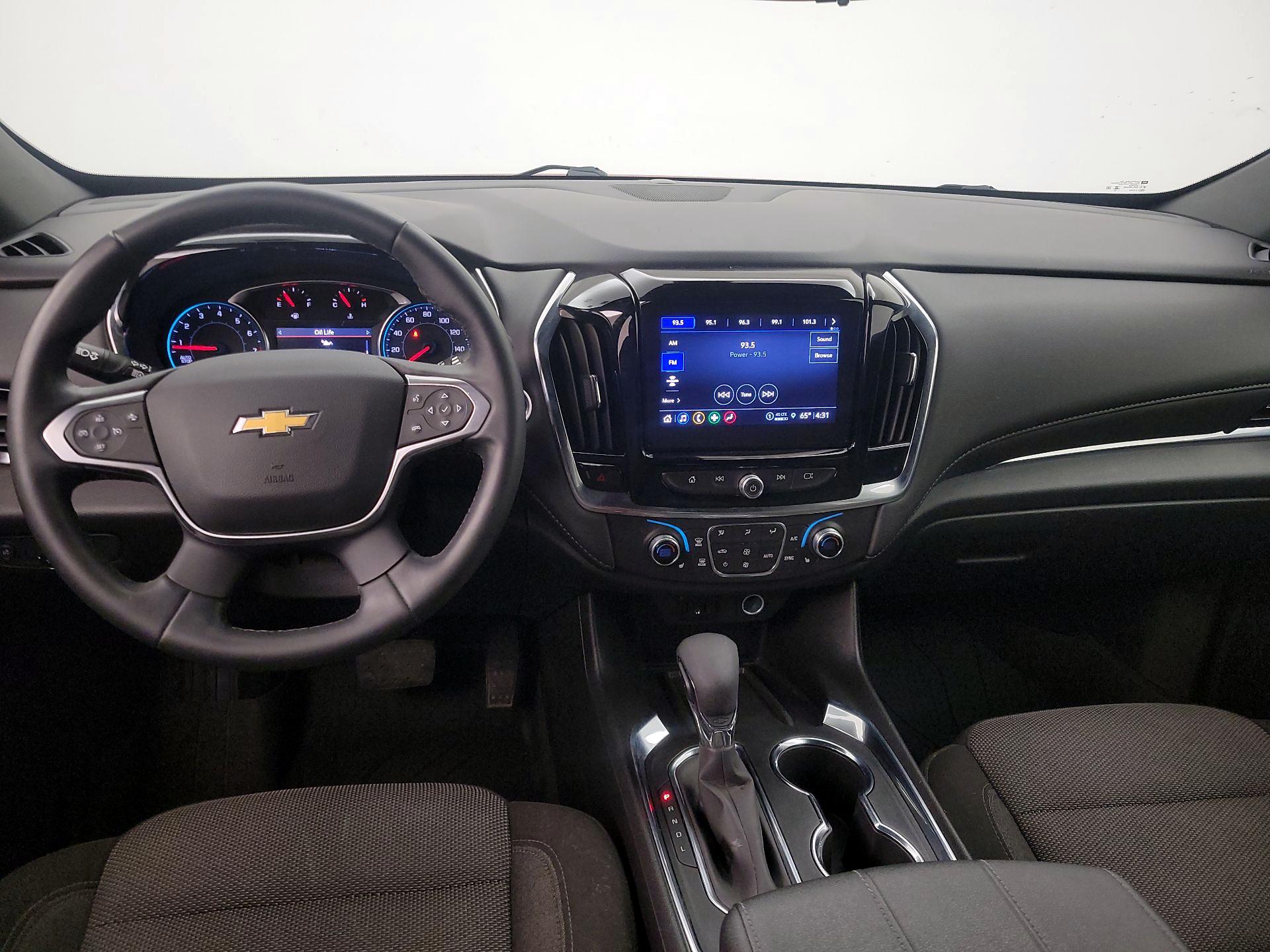 Thumbnail: 2023 Chevrolet Traverse - 9