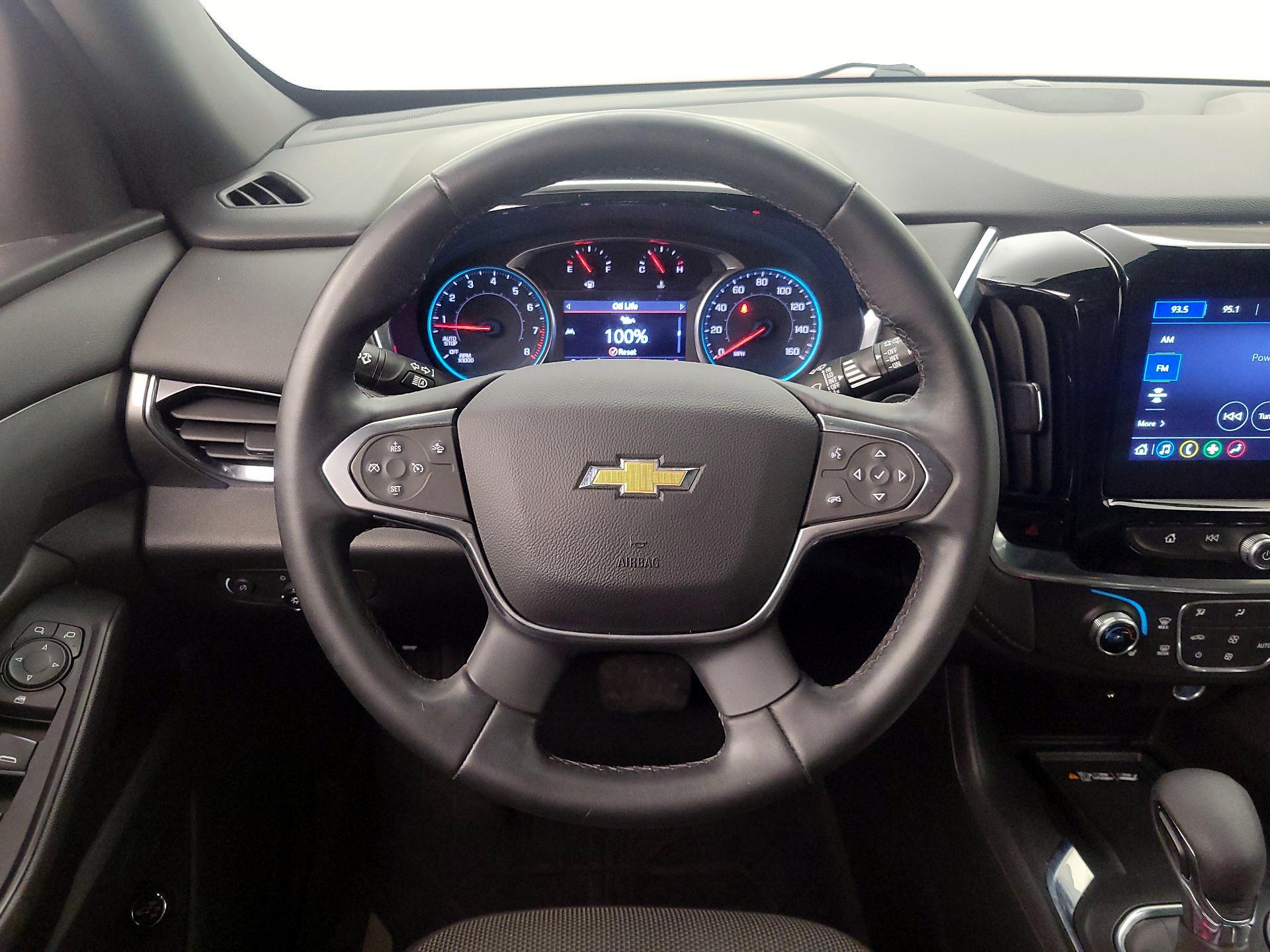 Thumbnail: 2023 Chevrolet Traverse - 10