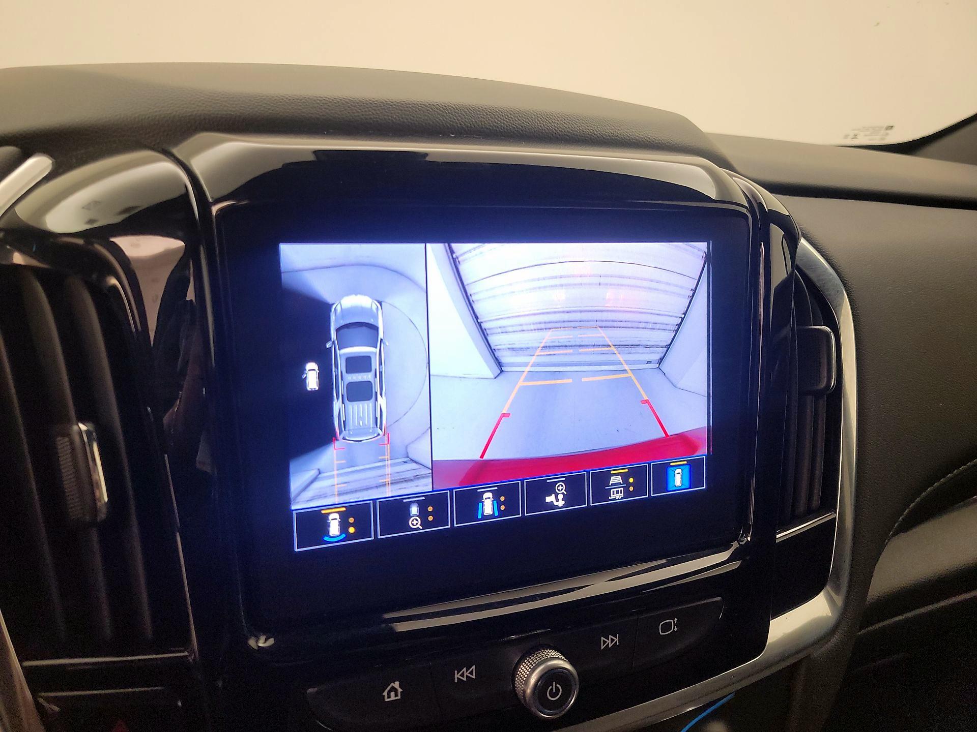 Thumbnail: 2023 Chevrolet Traverse - 14