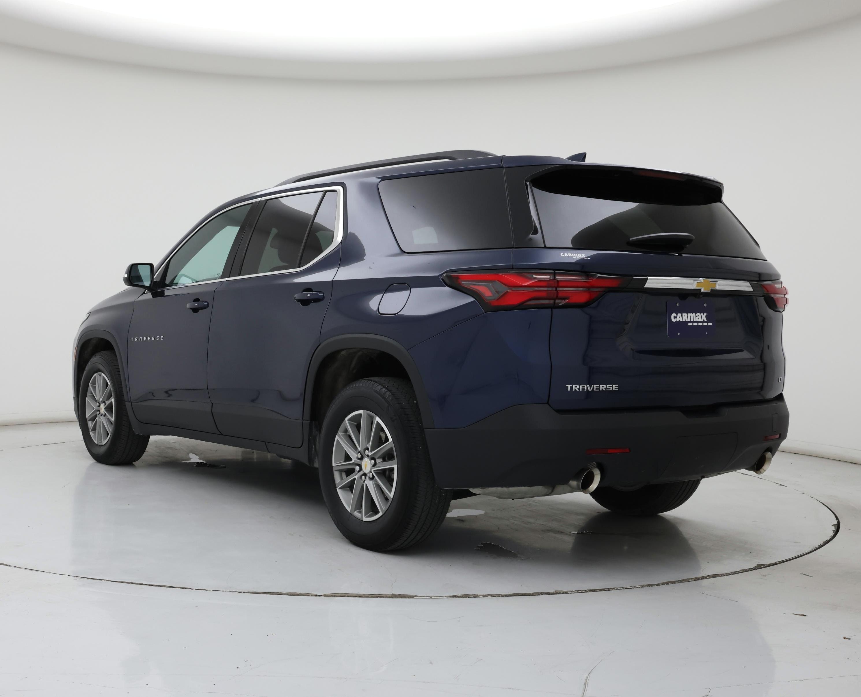 Thumbnail: 2023 Chevrolet Traverse - 2
