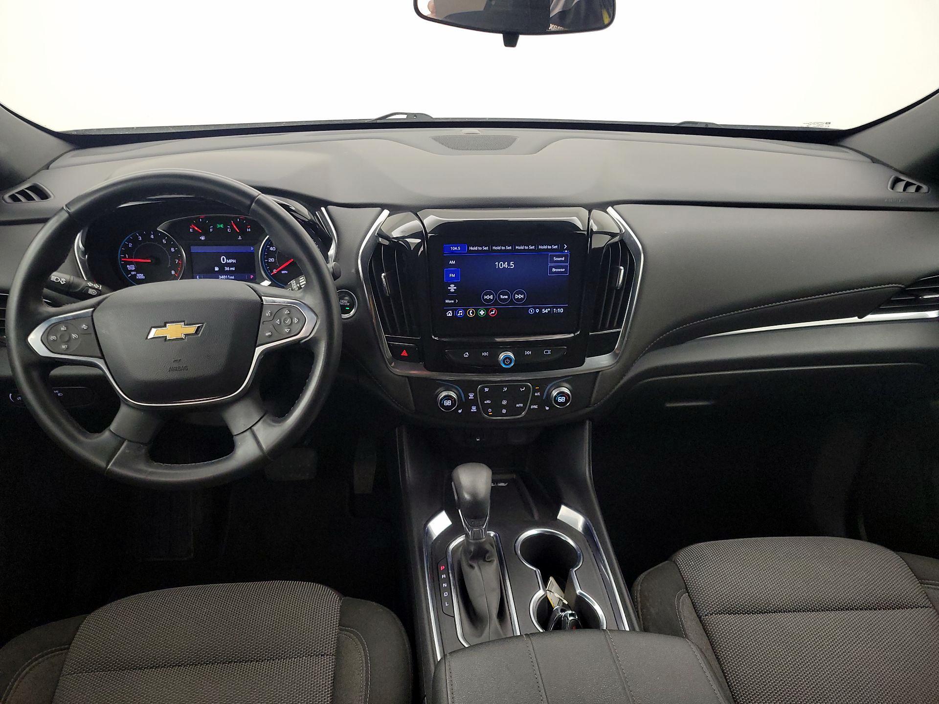 Thumbnail: 2023 Chevrolet Traverse - 9