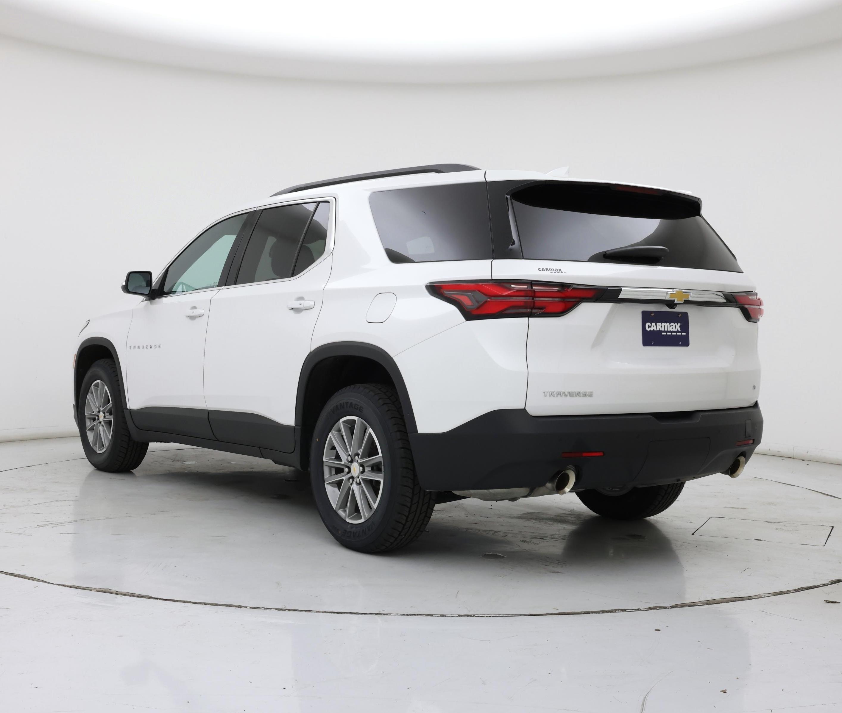 Thumbnail: 2023 Chevrolet Traverse - 2