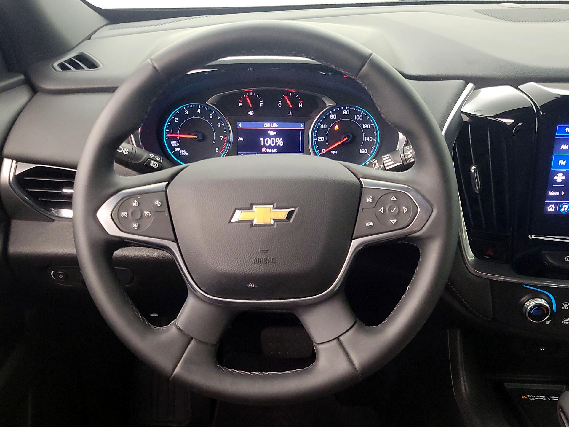 Thumbnail: 2023 Chevrolet Traverse - 10