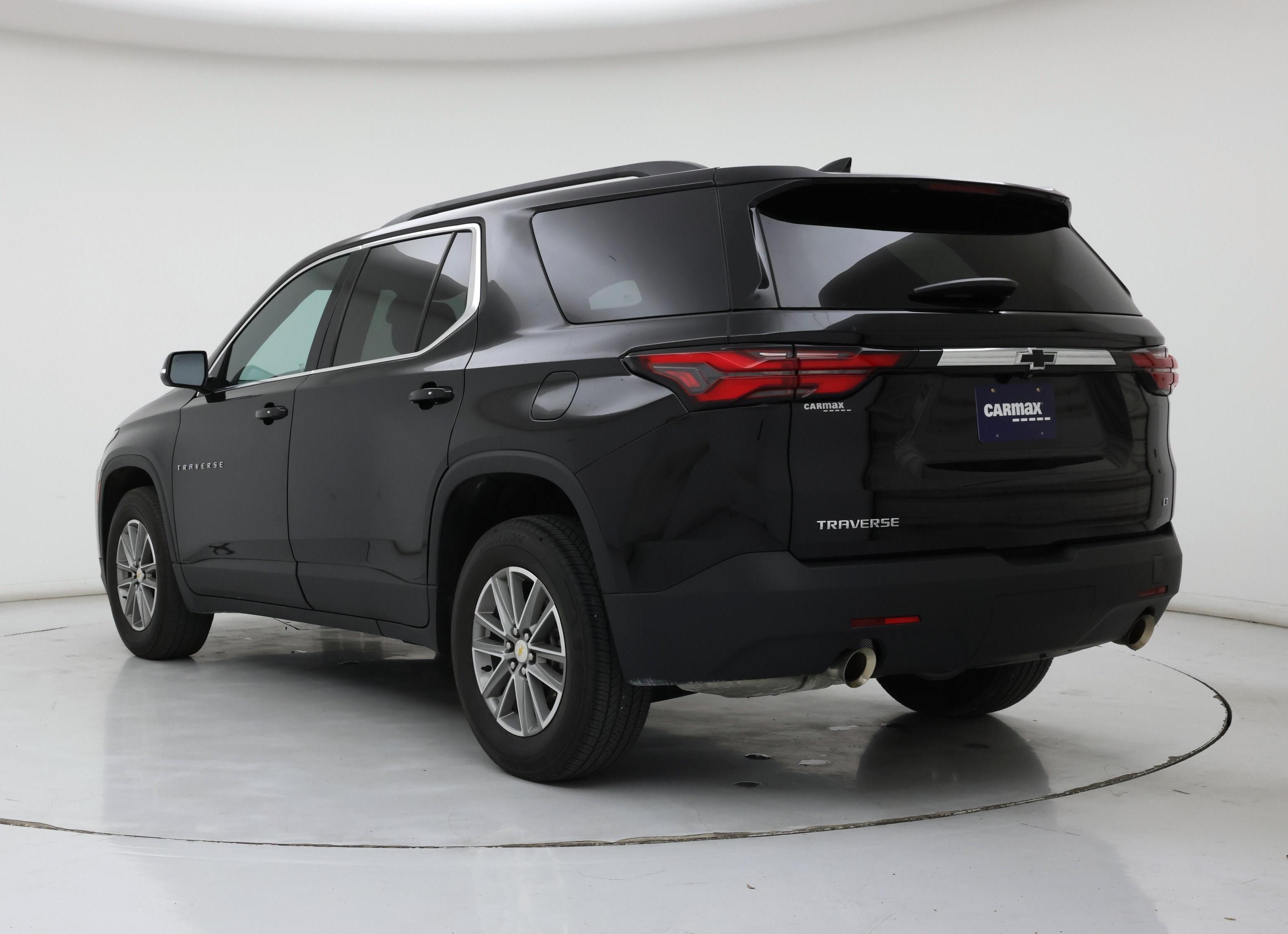 Thumbnail: 2023 Chevrolet Traverse - 2