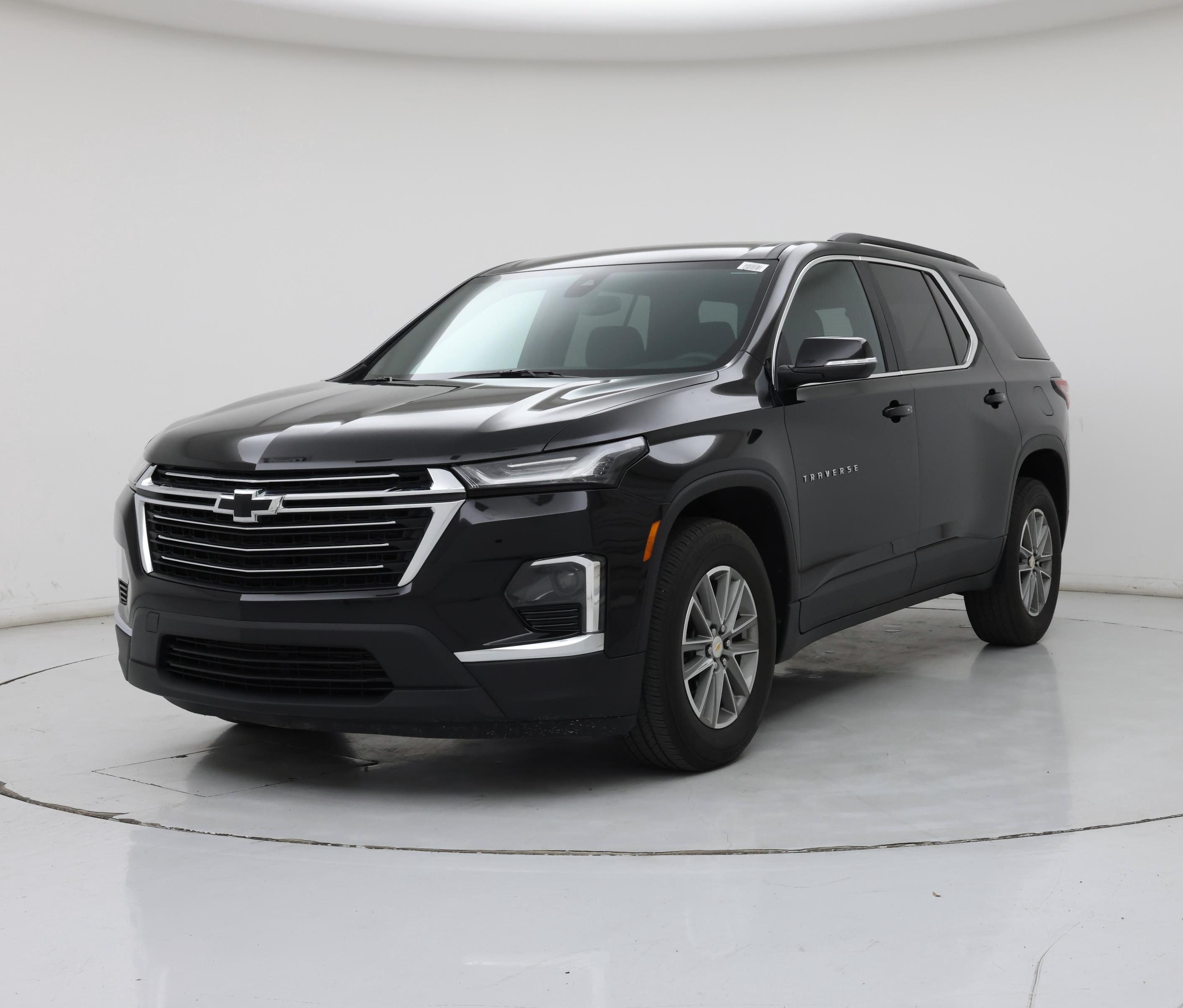 Thumbnail: 2023 Chevrolet Traverse - 4