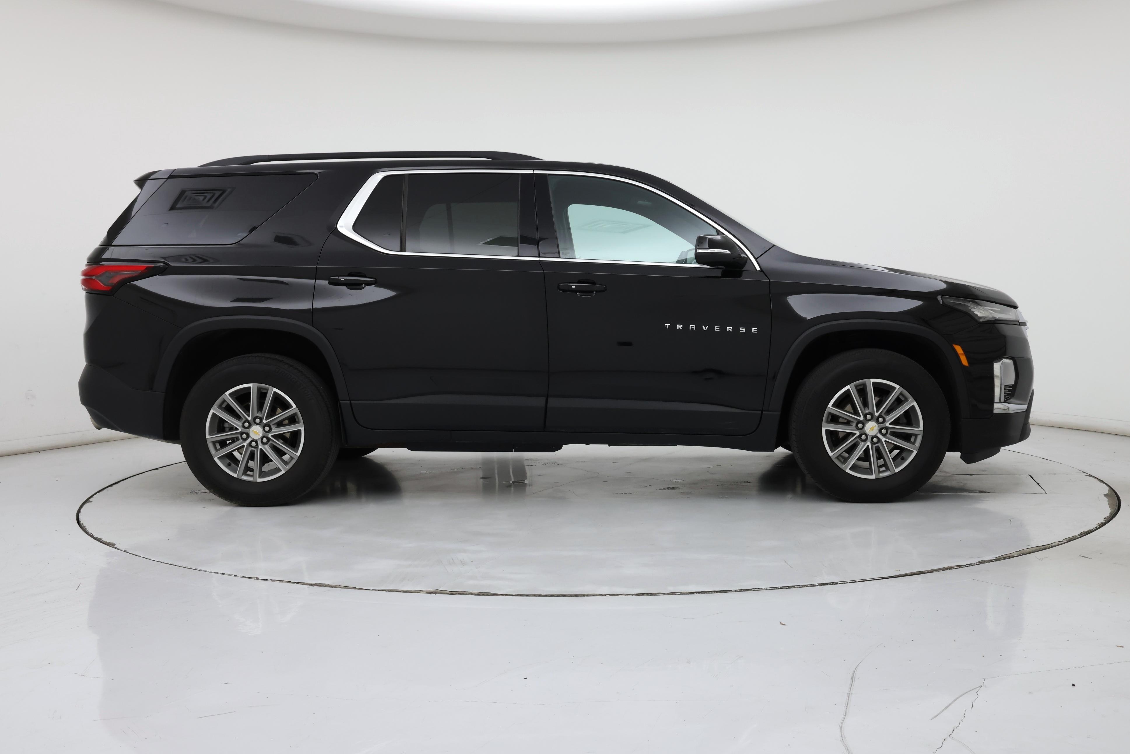 Thumbnail: 2023 Chevrolet Traverse - 7