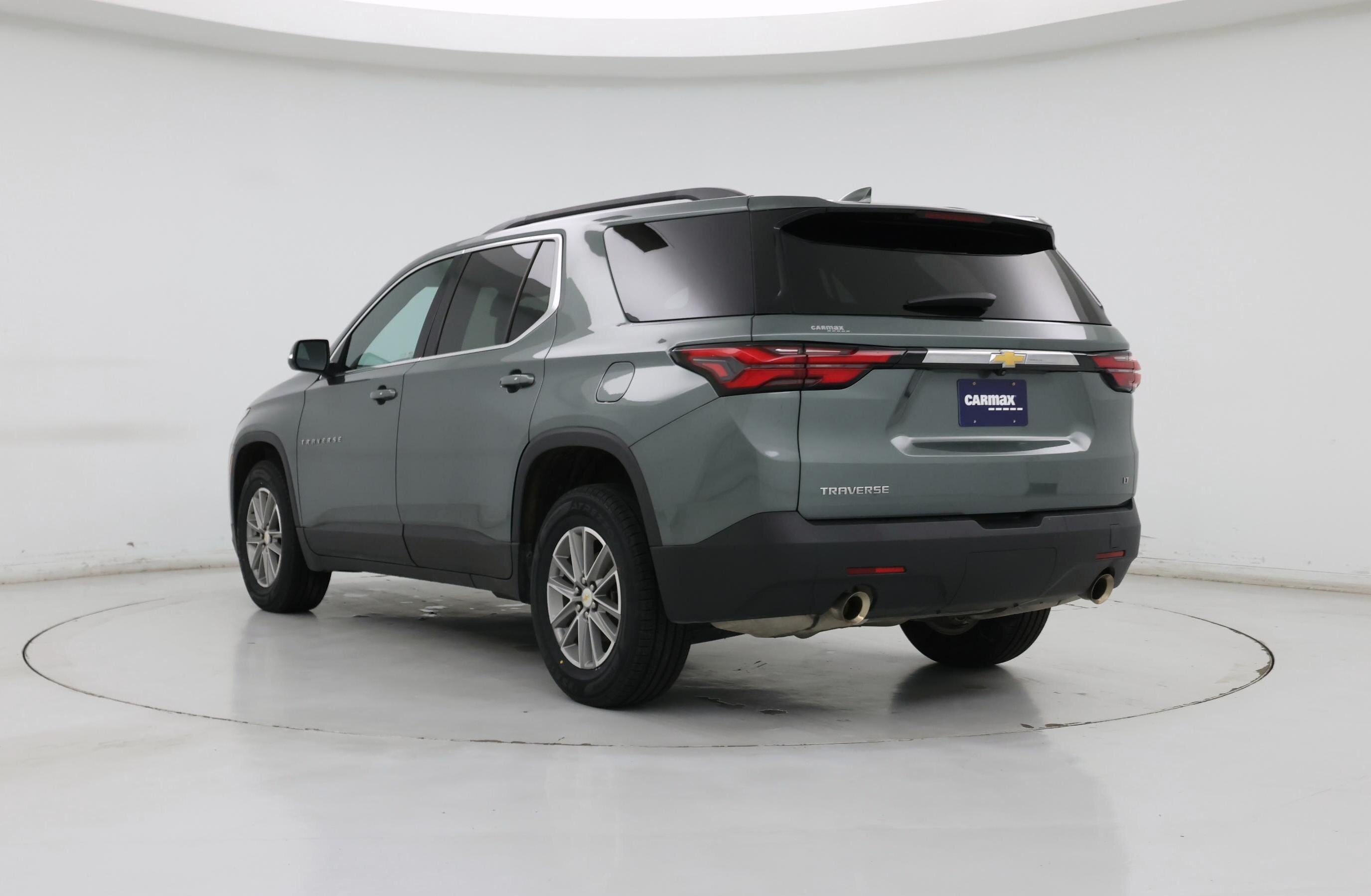 Thumbnail: 2023 Chevrolet Traverse - 2