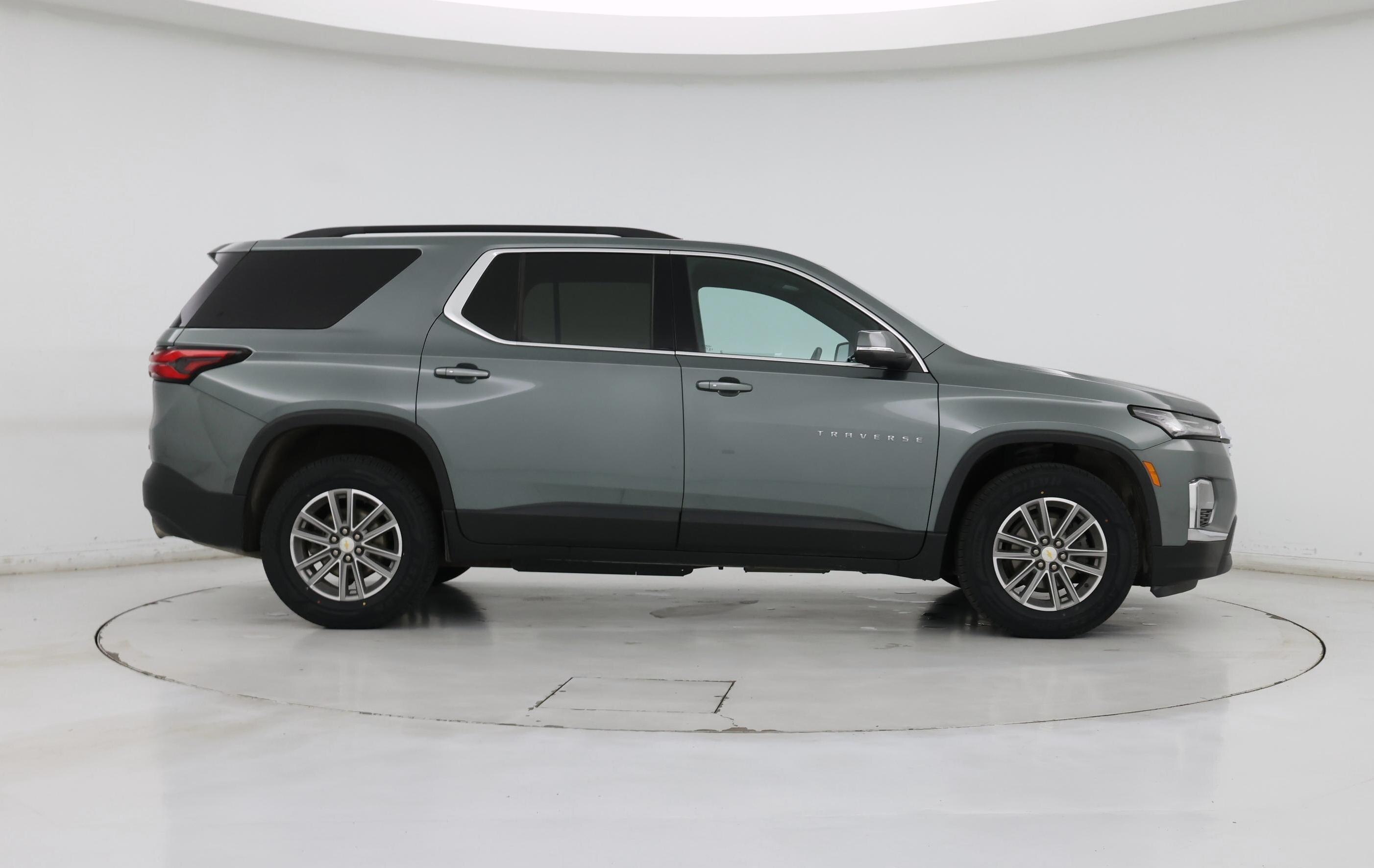 Thumbnail: 2023 Chevrolet Traverse - 7