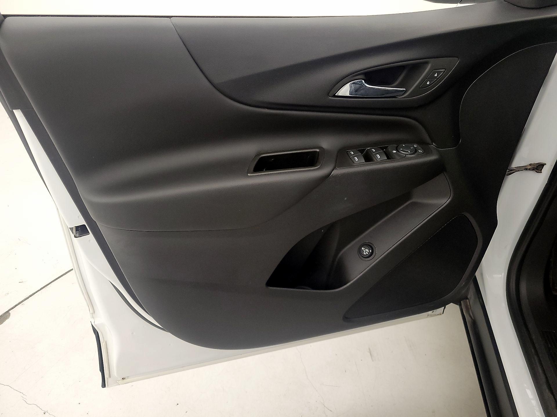 Thumbnail: 2023 Chevrolet Equinox - 12