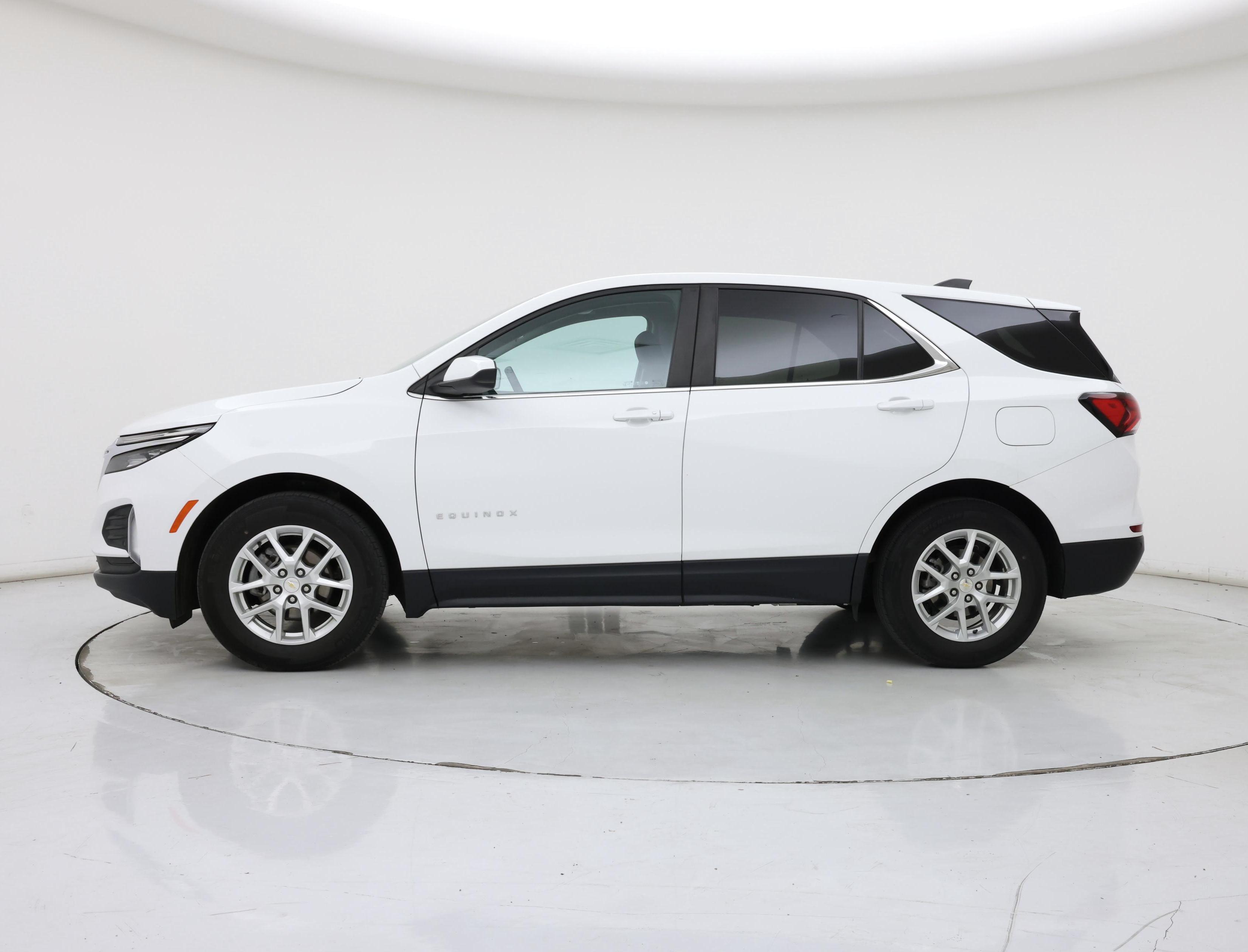 Thumbnail: 2023 Chevrolet Equinox - 3