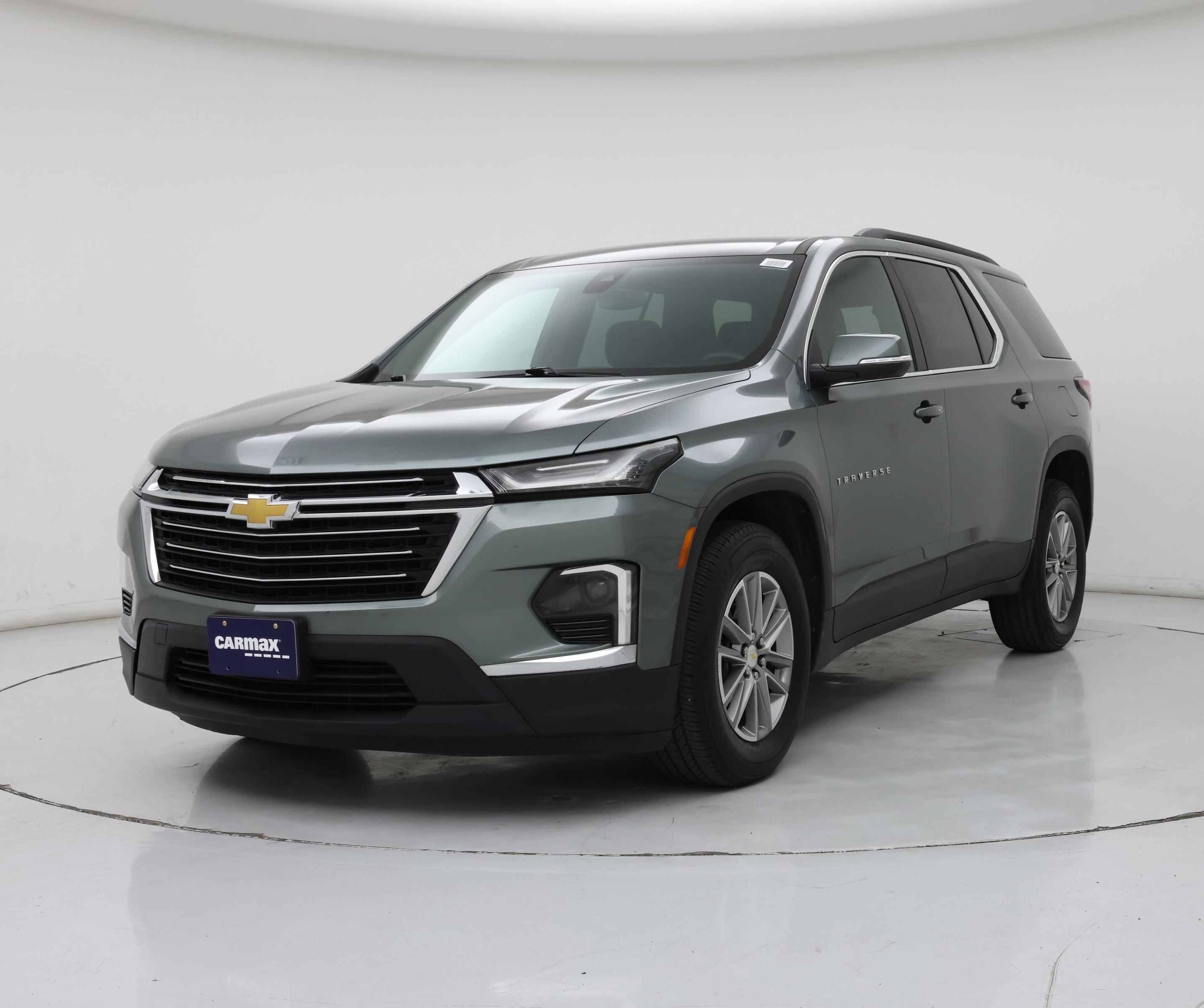 Thumbnail: 2023 Chevrolet Traverse - 4