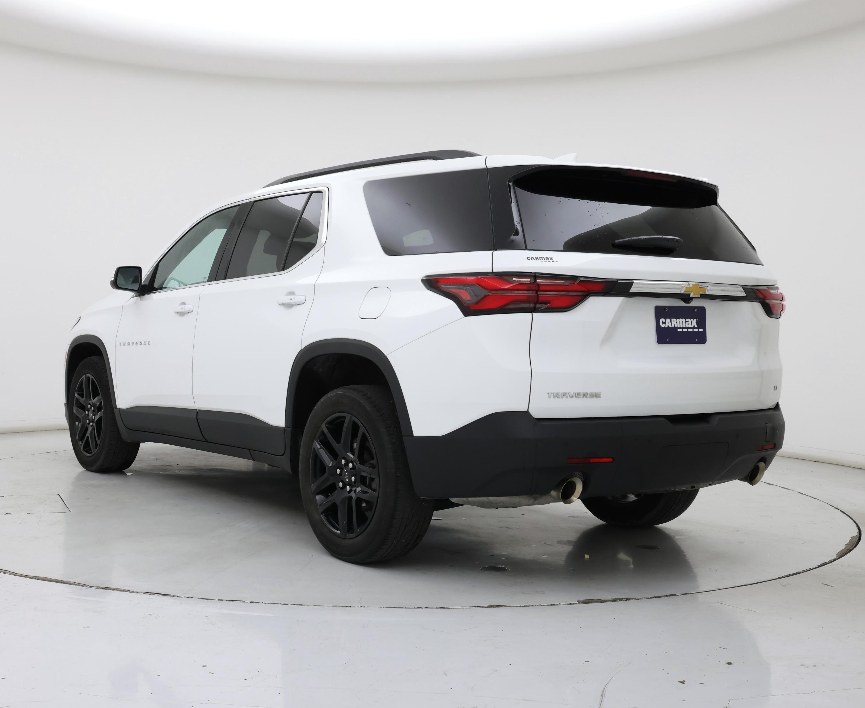 Thumbnail: 2023 Chevrolet Traverse - 2