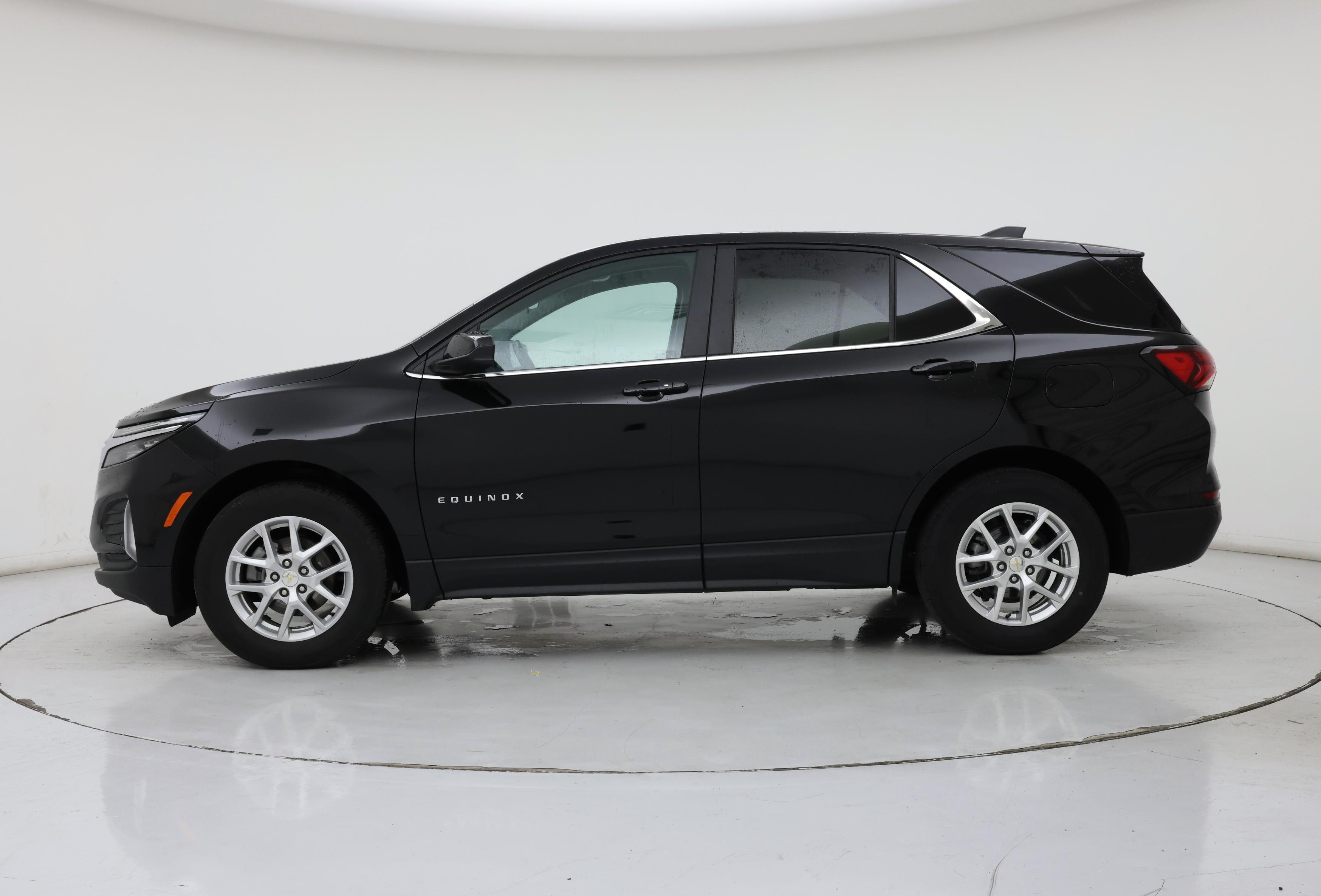 Thumbnail: 2024 Chevrolet Equinox - 3