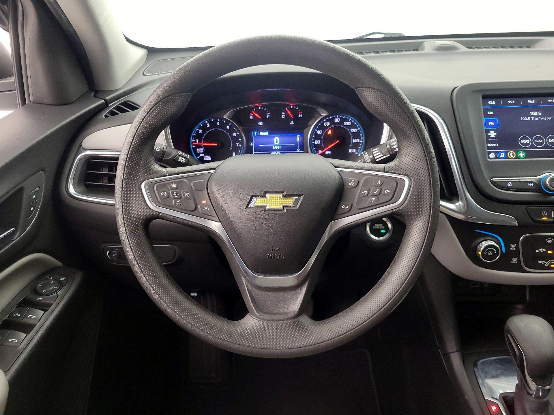 Thumbnail: 2022 Chevrolet Equinox - 10