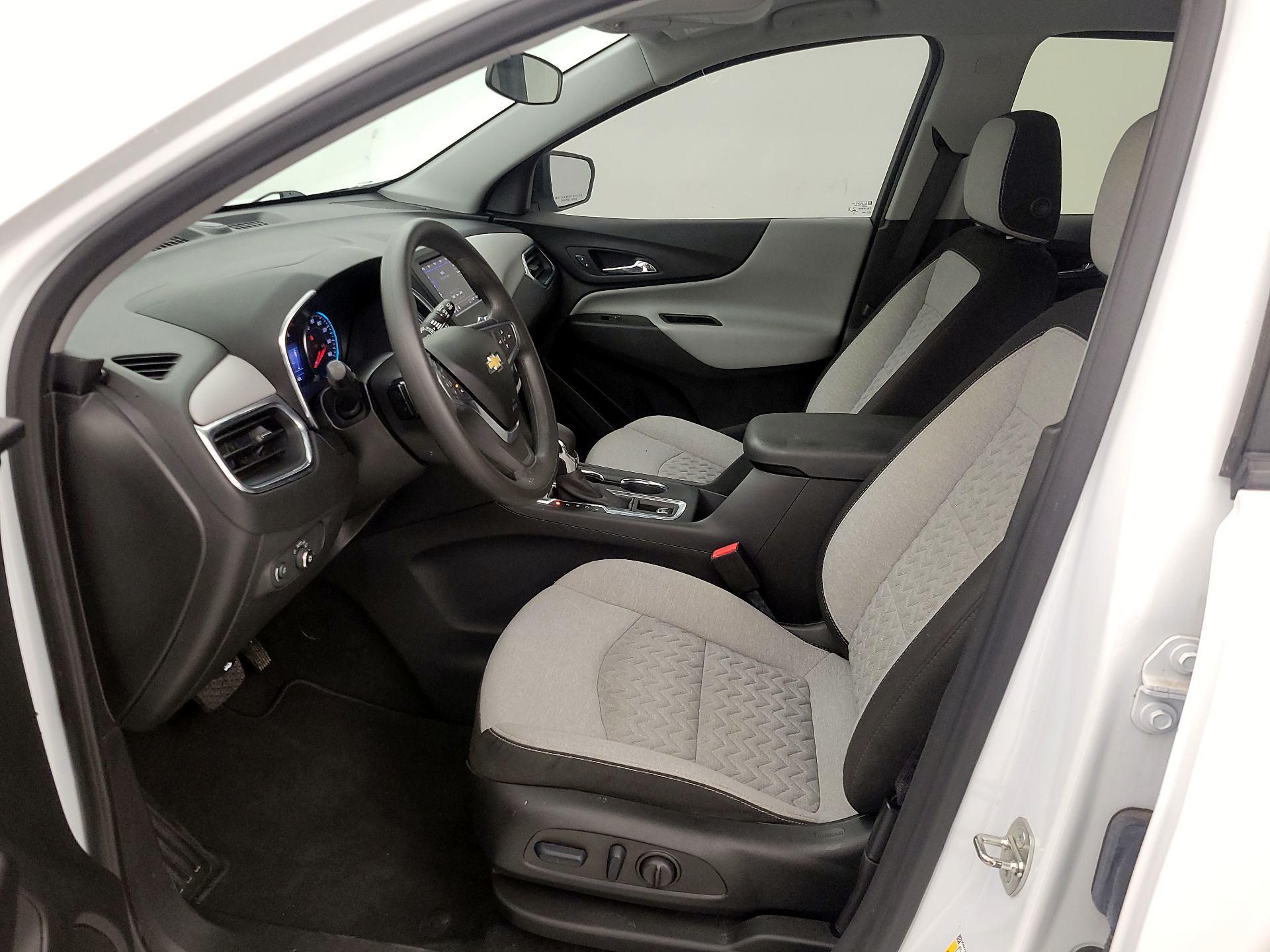 Thumbnail: 2022 Chevrolet Equinox - 11