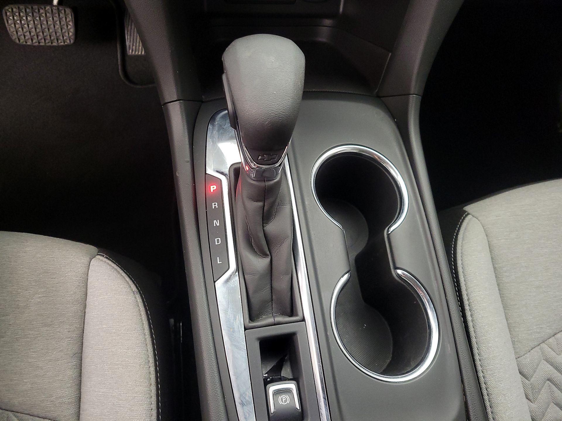 Thumbnail: 2022 Chevrolet Equinox - 17