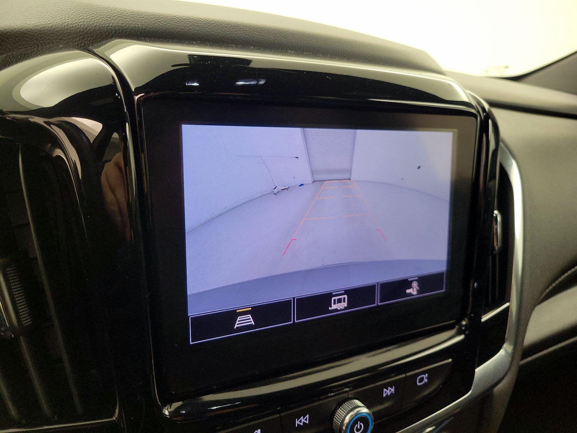 Thumbnail: 2023 Chevrolet Traverse - 14