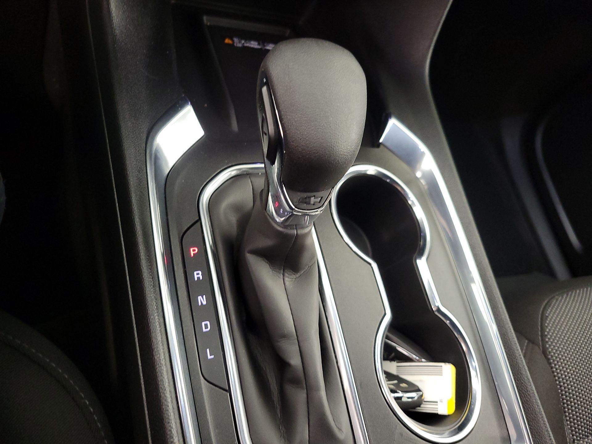 Thumbnail: 2023 Chevrolet Traverse - 17