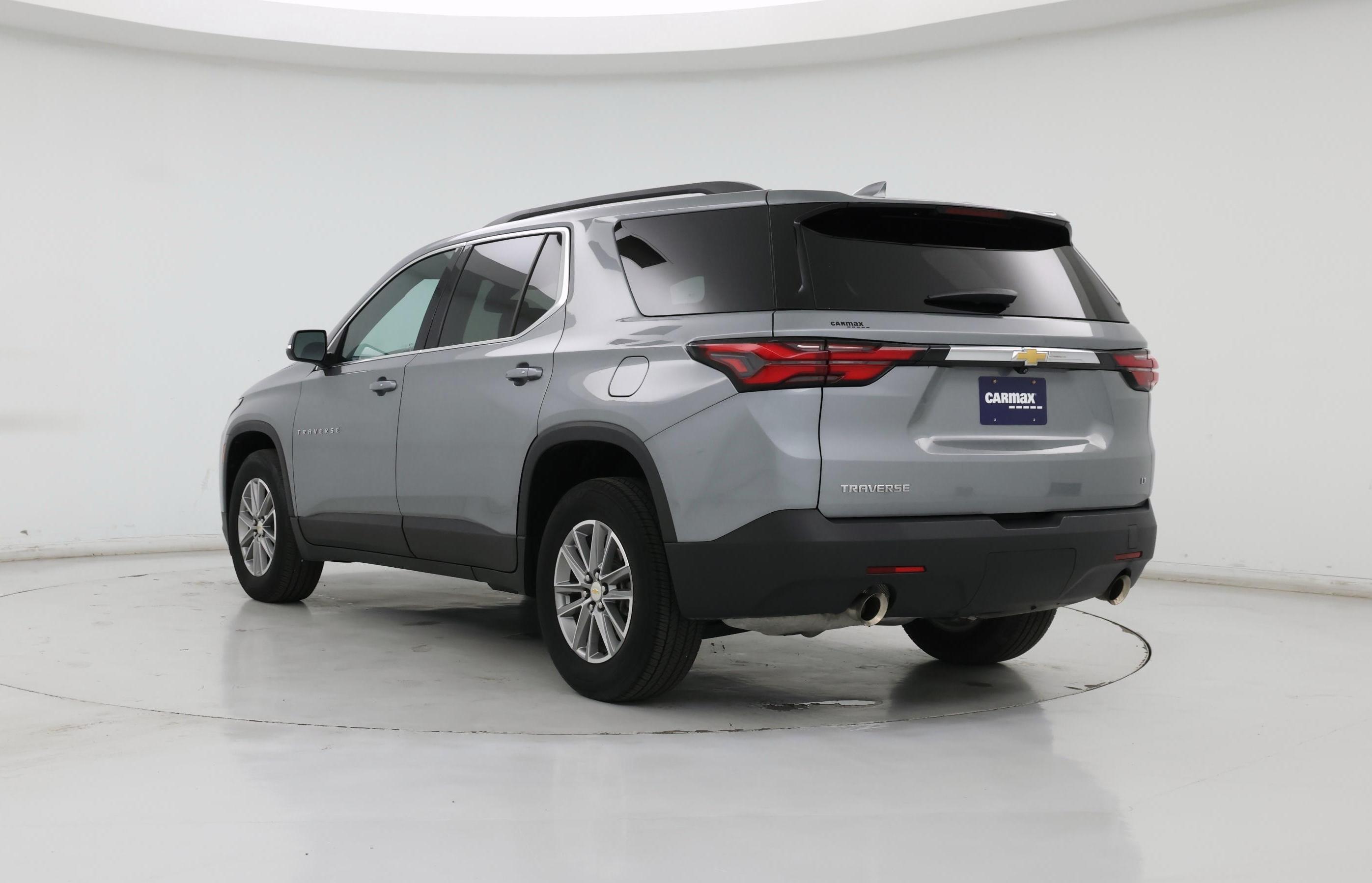 Thumbnail: 2023 Chevrolet Traverse - 2